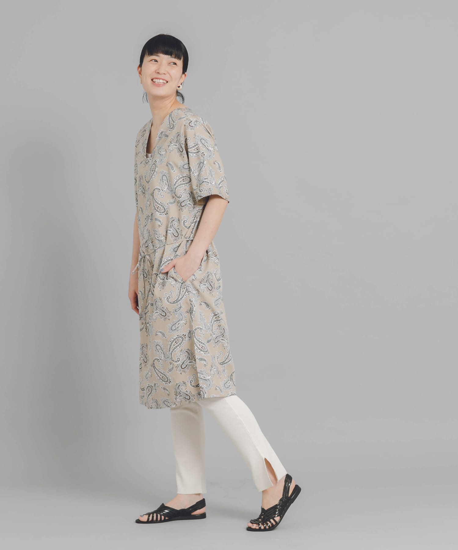 White Label　CRウェザーカフタンチュニックワンピース PAISLEY one