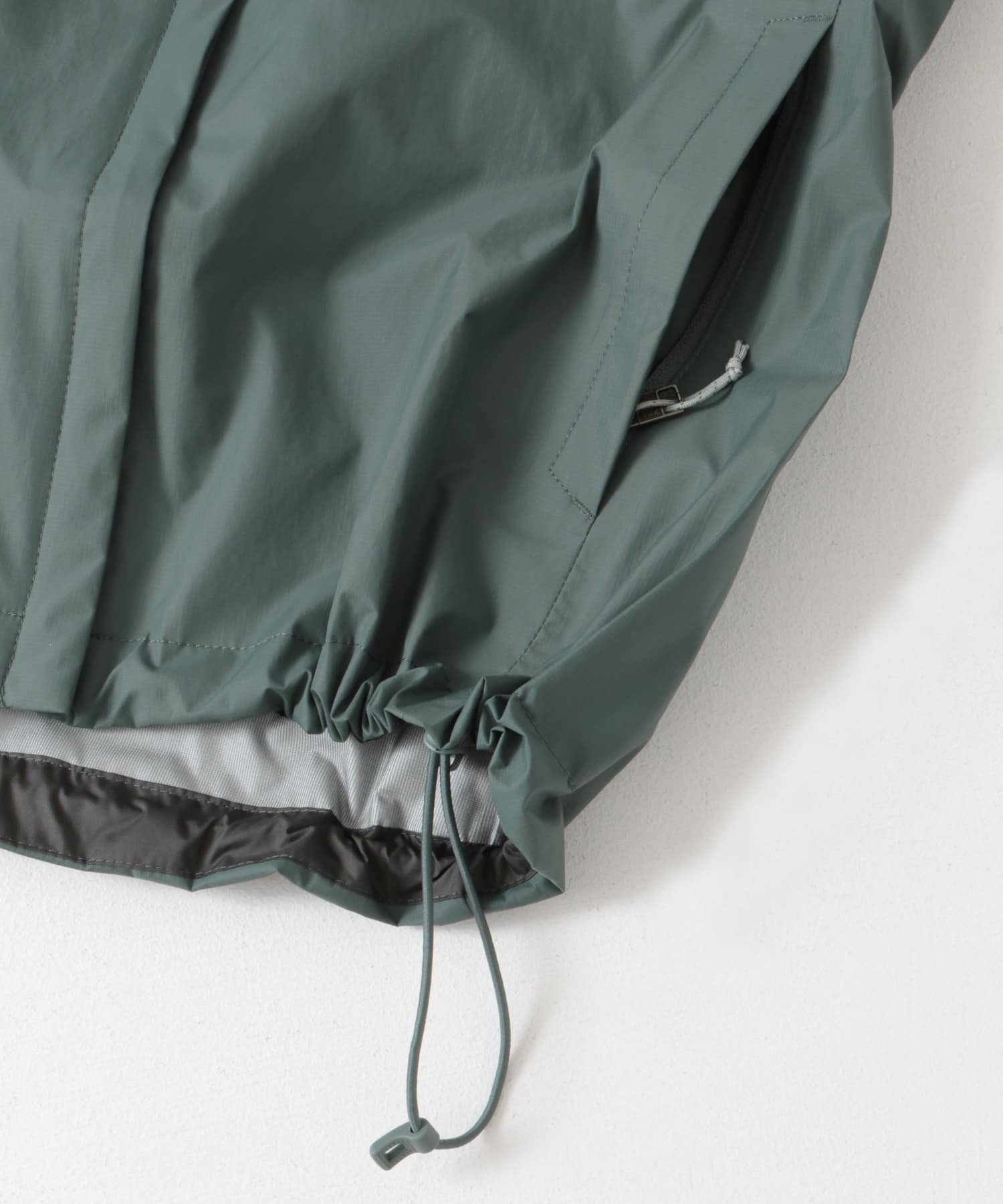 patagonia　Ws Torrentshell Rain Jacket NUVG S
