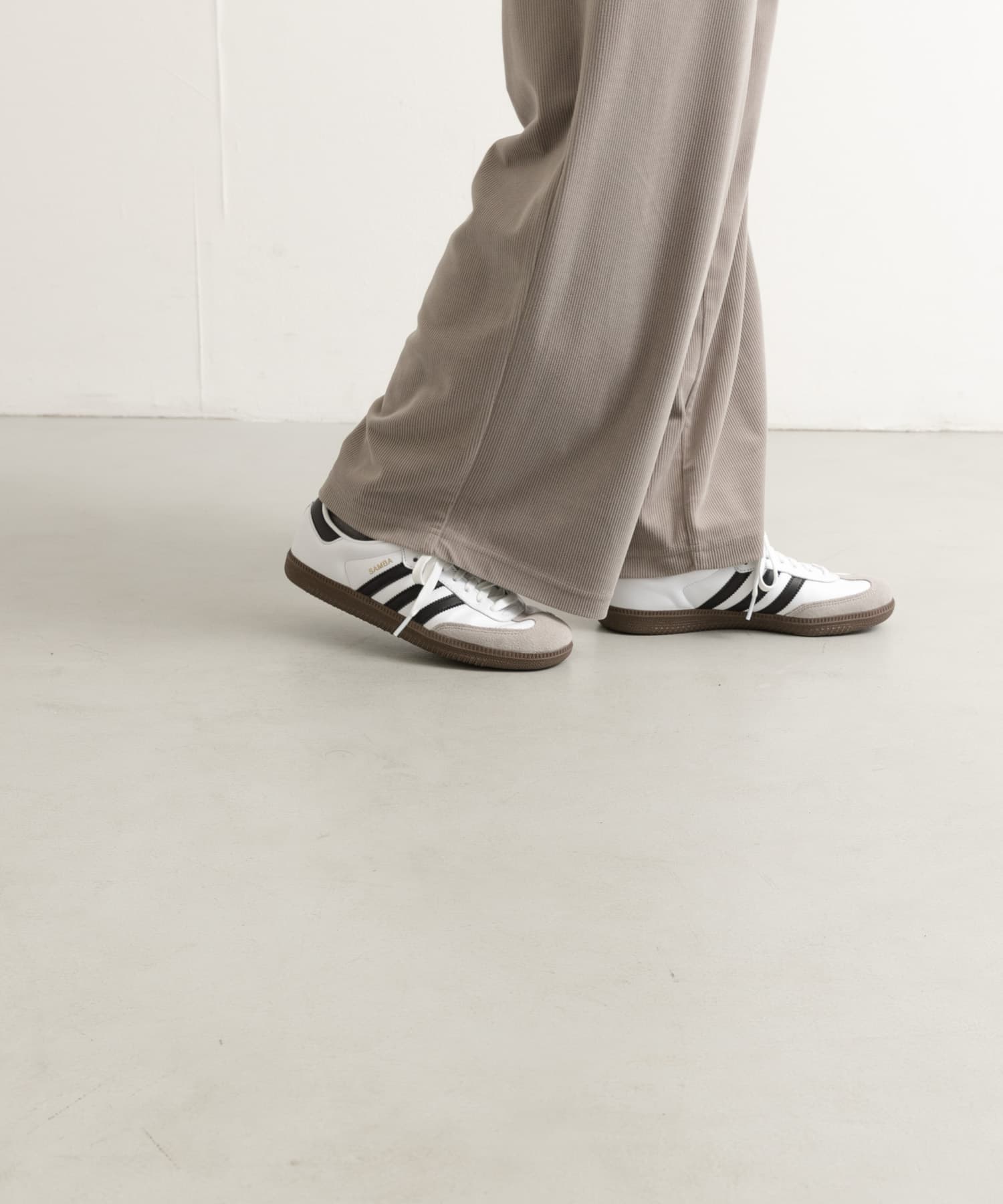 adidas　SAMBA OG ランニングホワイト 23.5