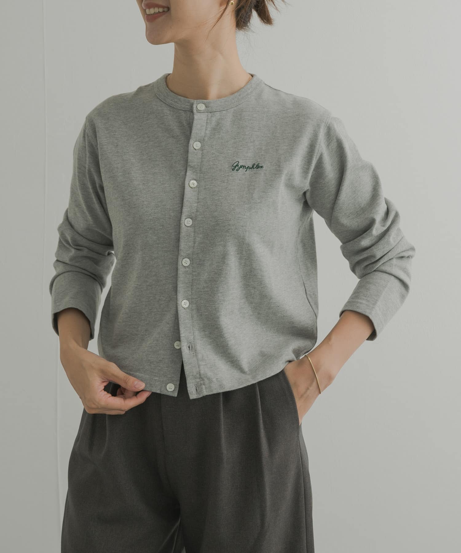 TOP GREY