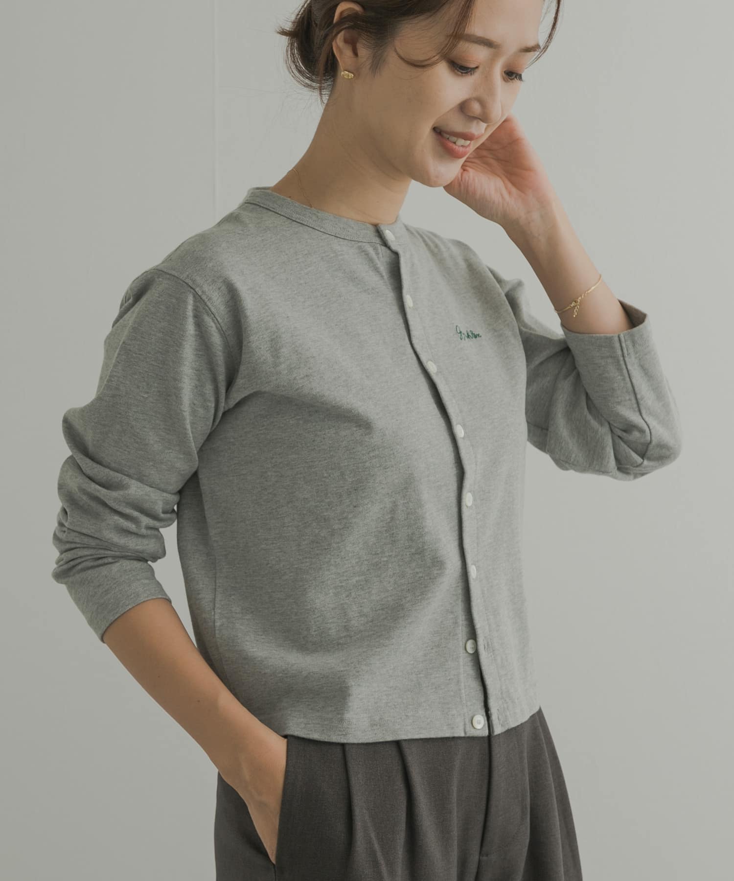 TOP GREY