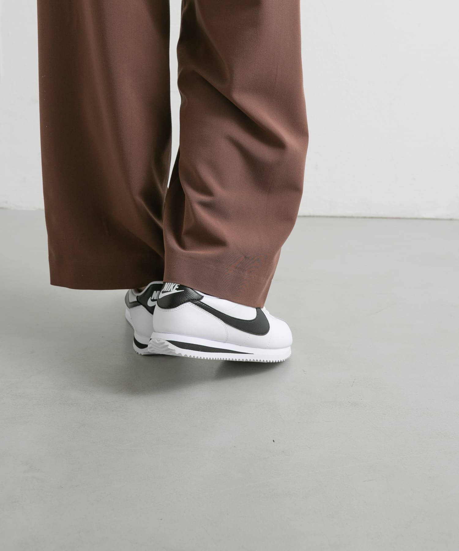 NIKE　コルテッツ ホワイト 23.5
