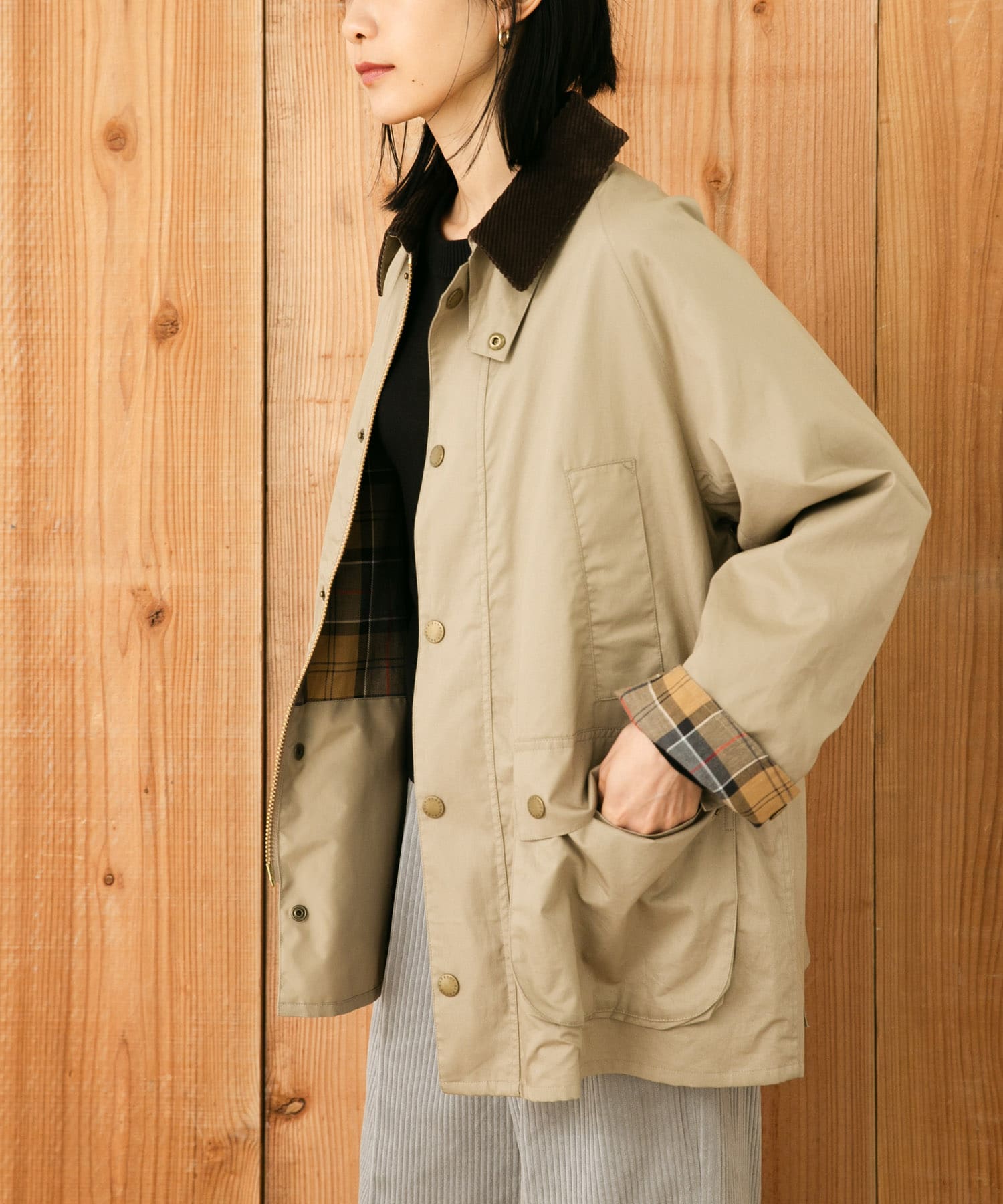 beige
