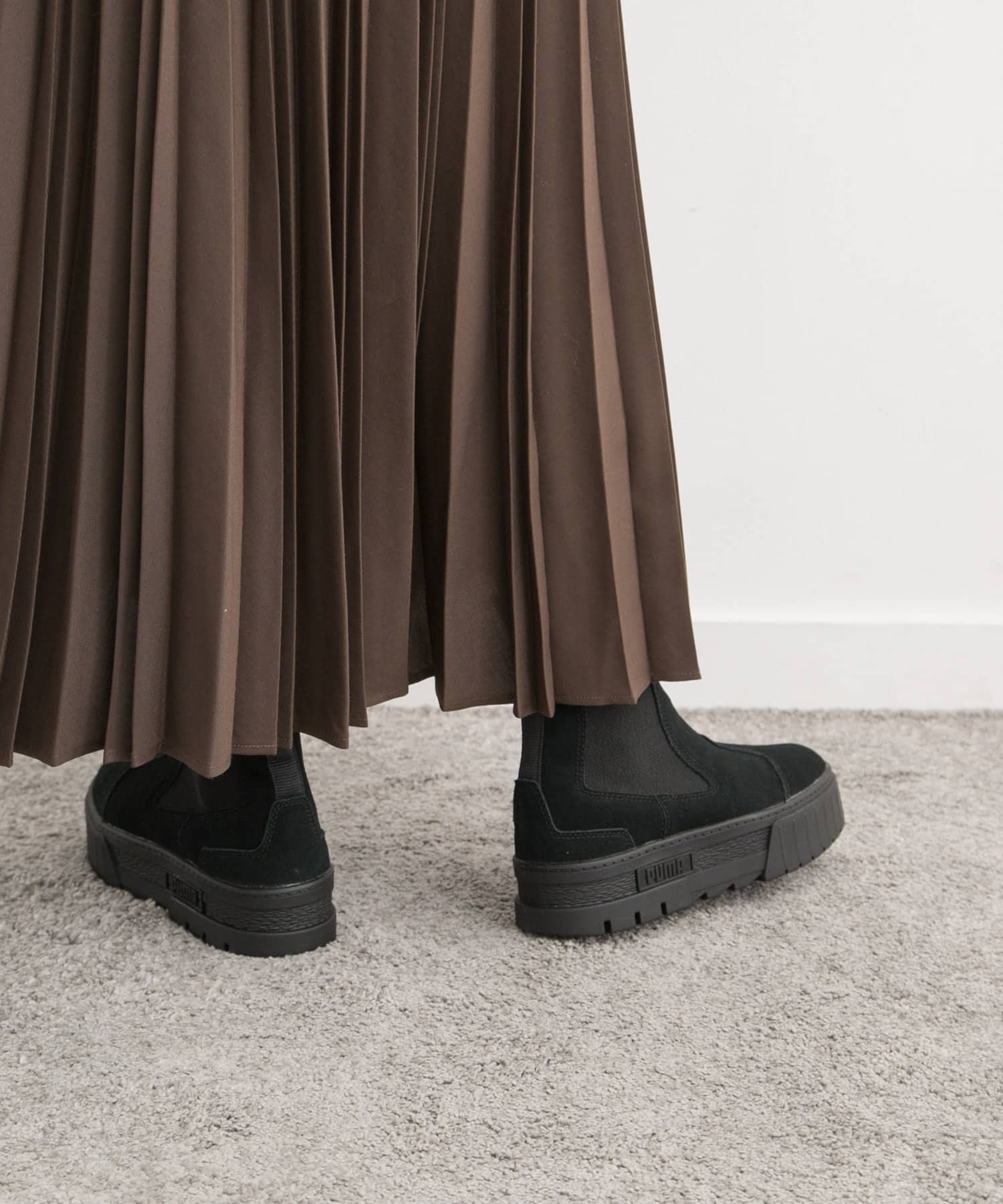 PUMA　メイズチェルシースウェード ブラック 23.5