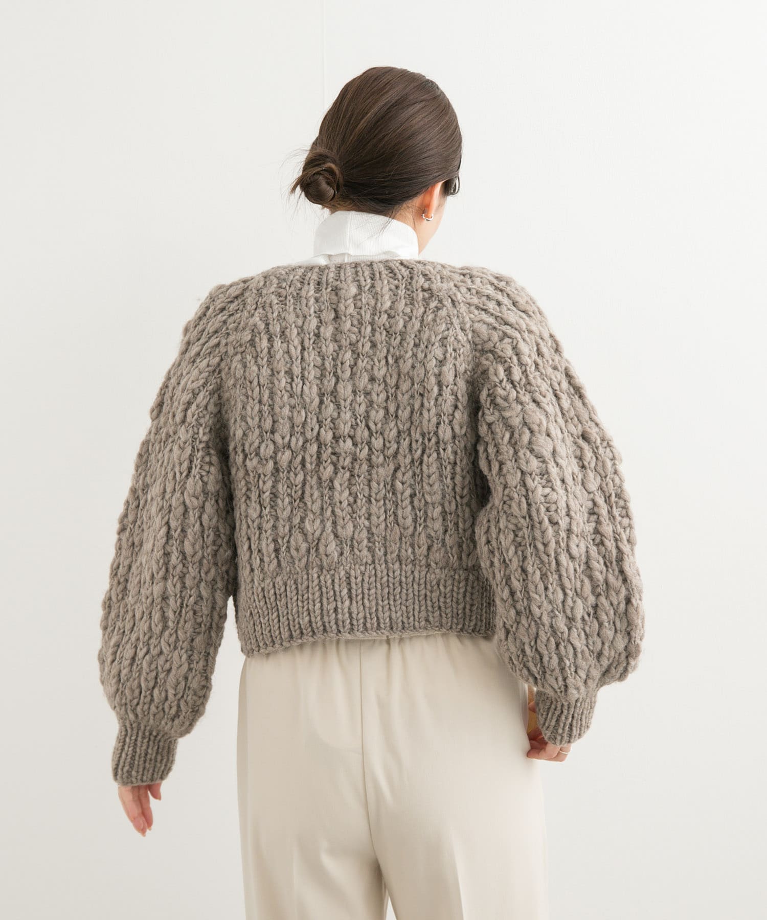 ライトブラウン