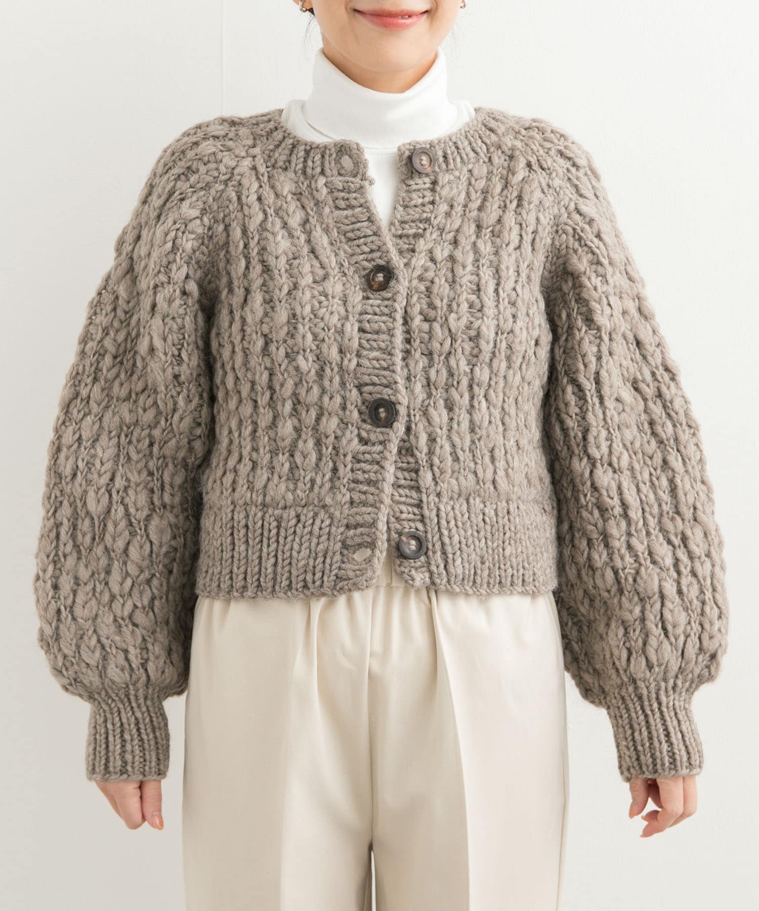 ライトブラウン