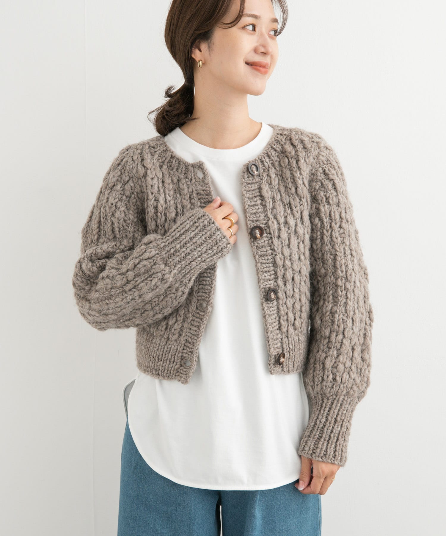 ライトブラウン