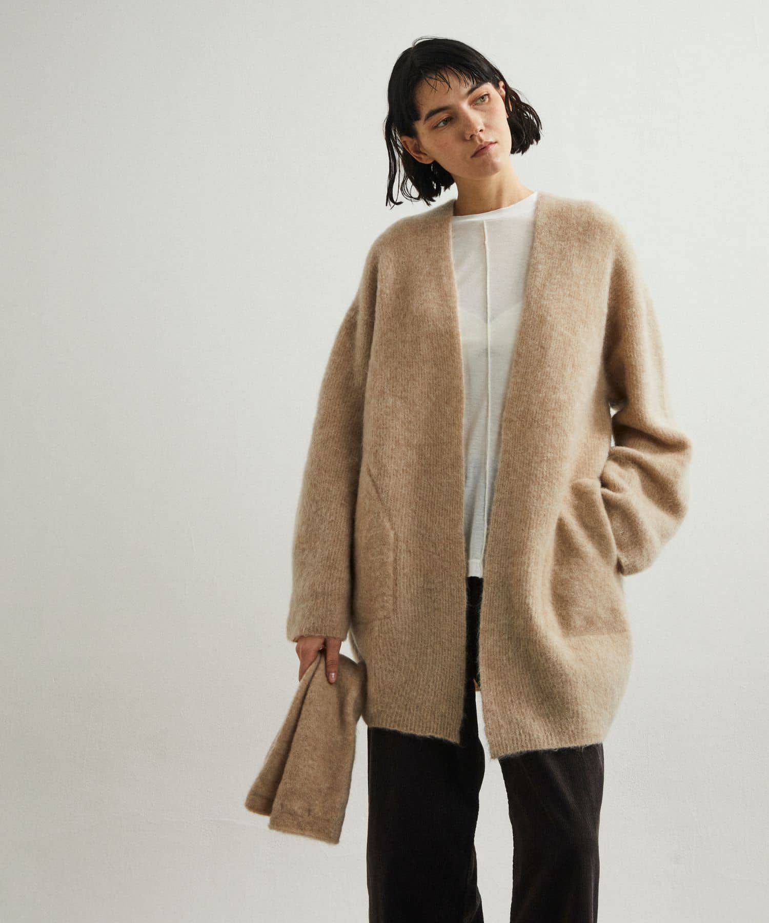 beige