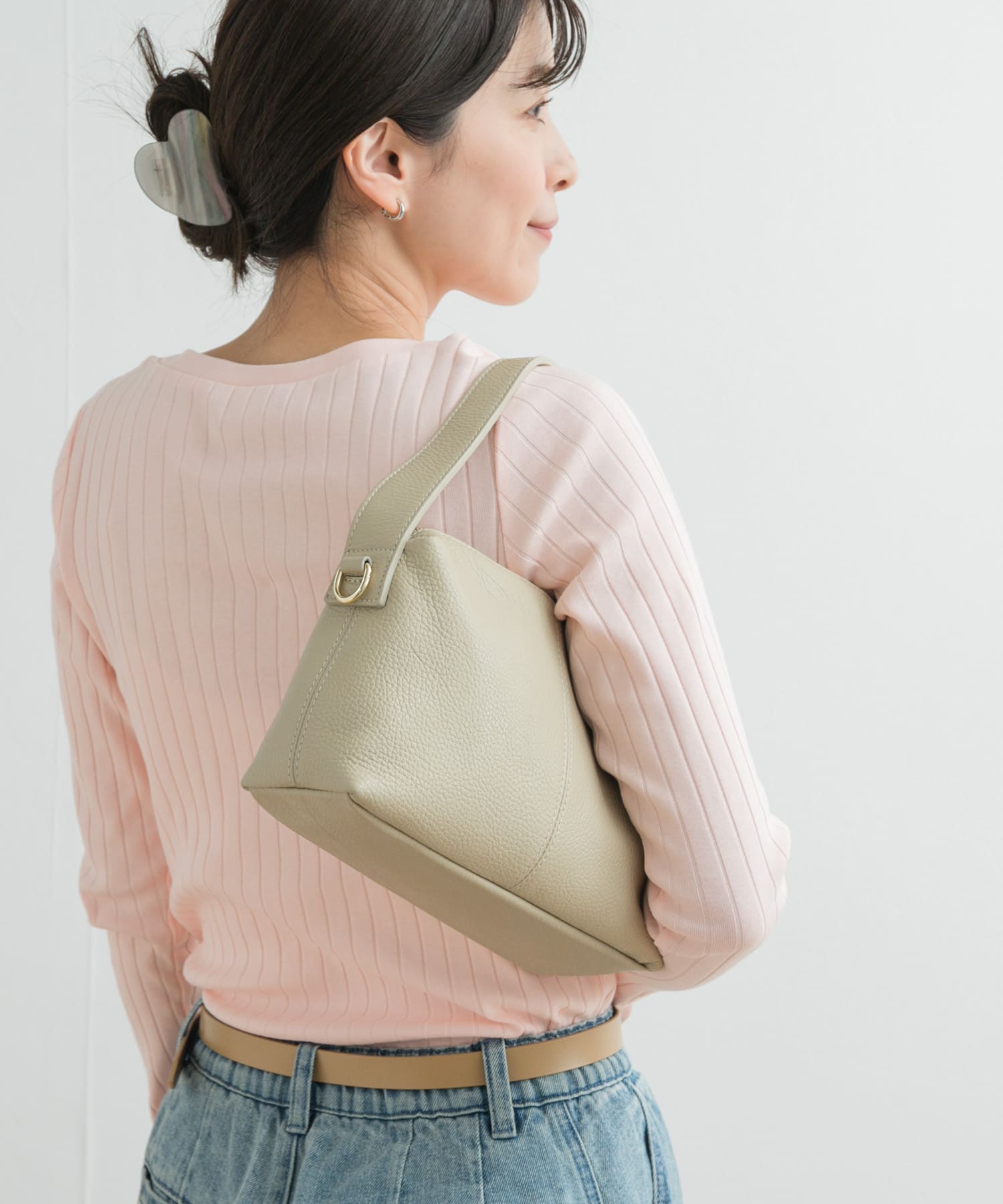beige