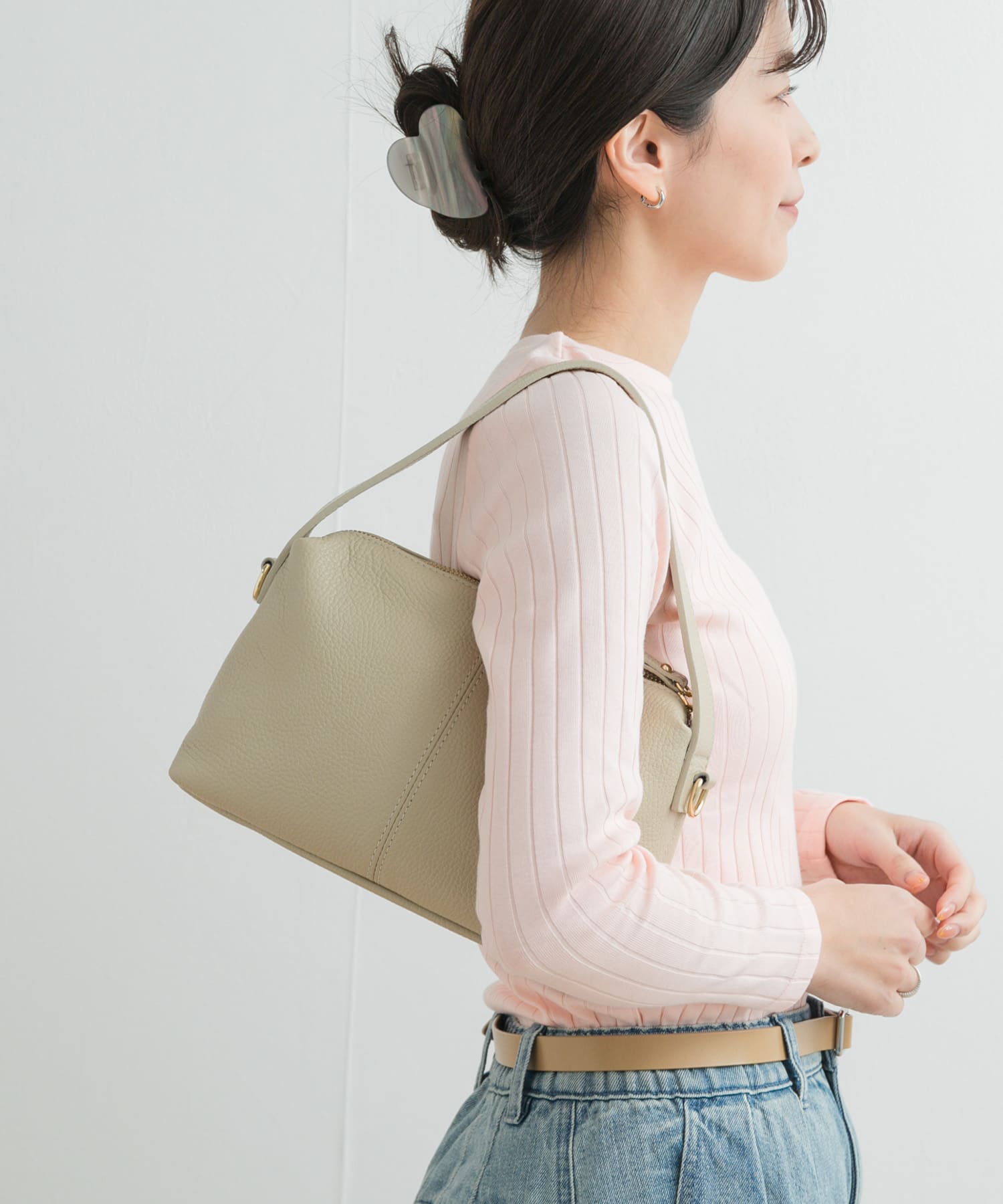 beige
