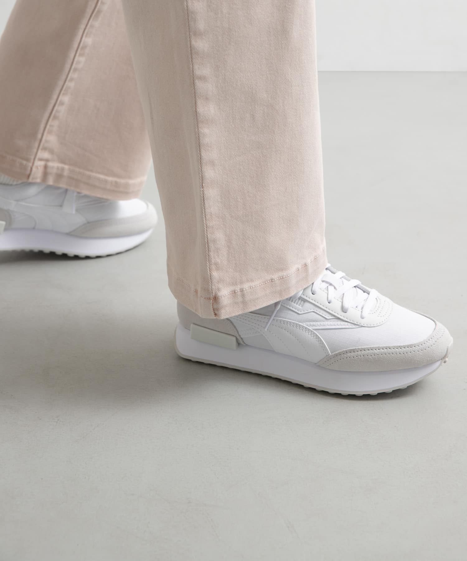 PUMA　Exclusive フューチャーライダー ホワイト 23