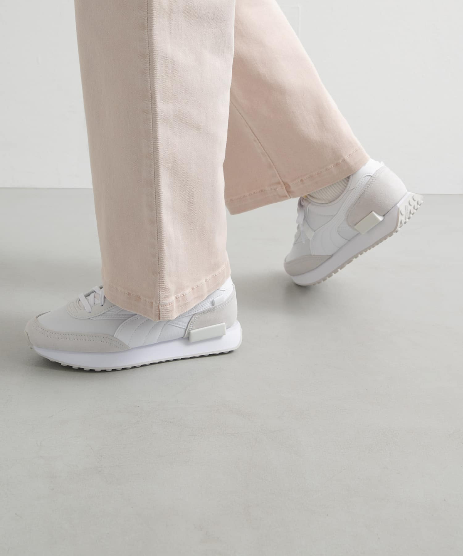 PUMA　Exclusive フューチャーライダー ホワイト 23