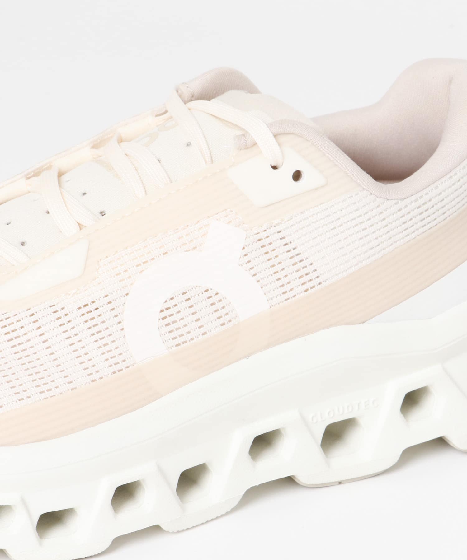 Dew Ivory