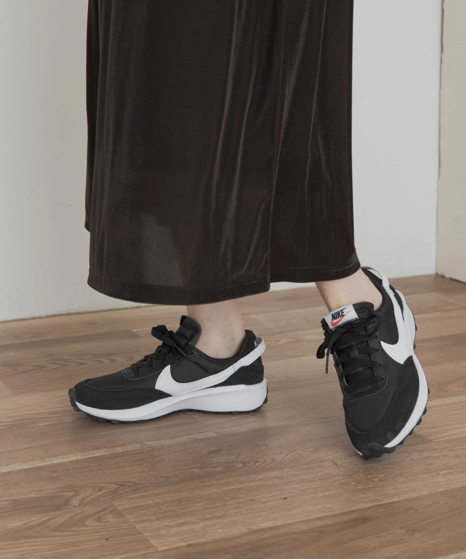 NIKE　ワッフル デビュー ブラック 23.5