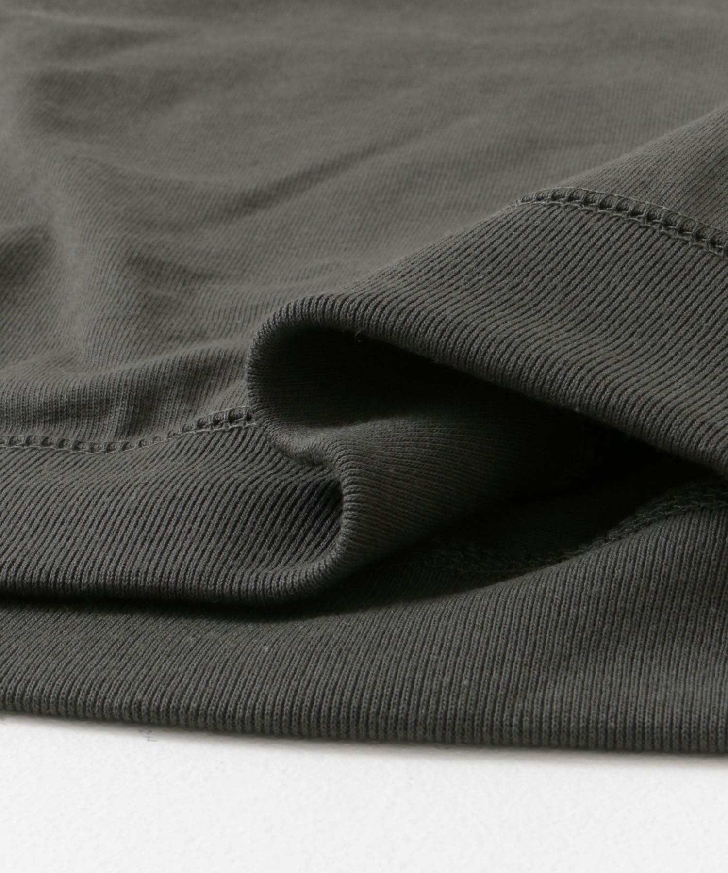 COAL GREY