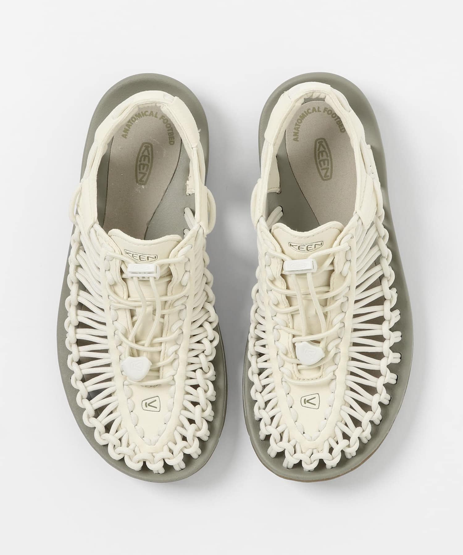 KEEN　UNEEK WHITE CAP 23.5