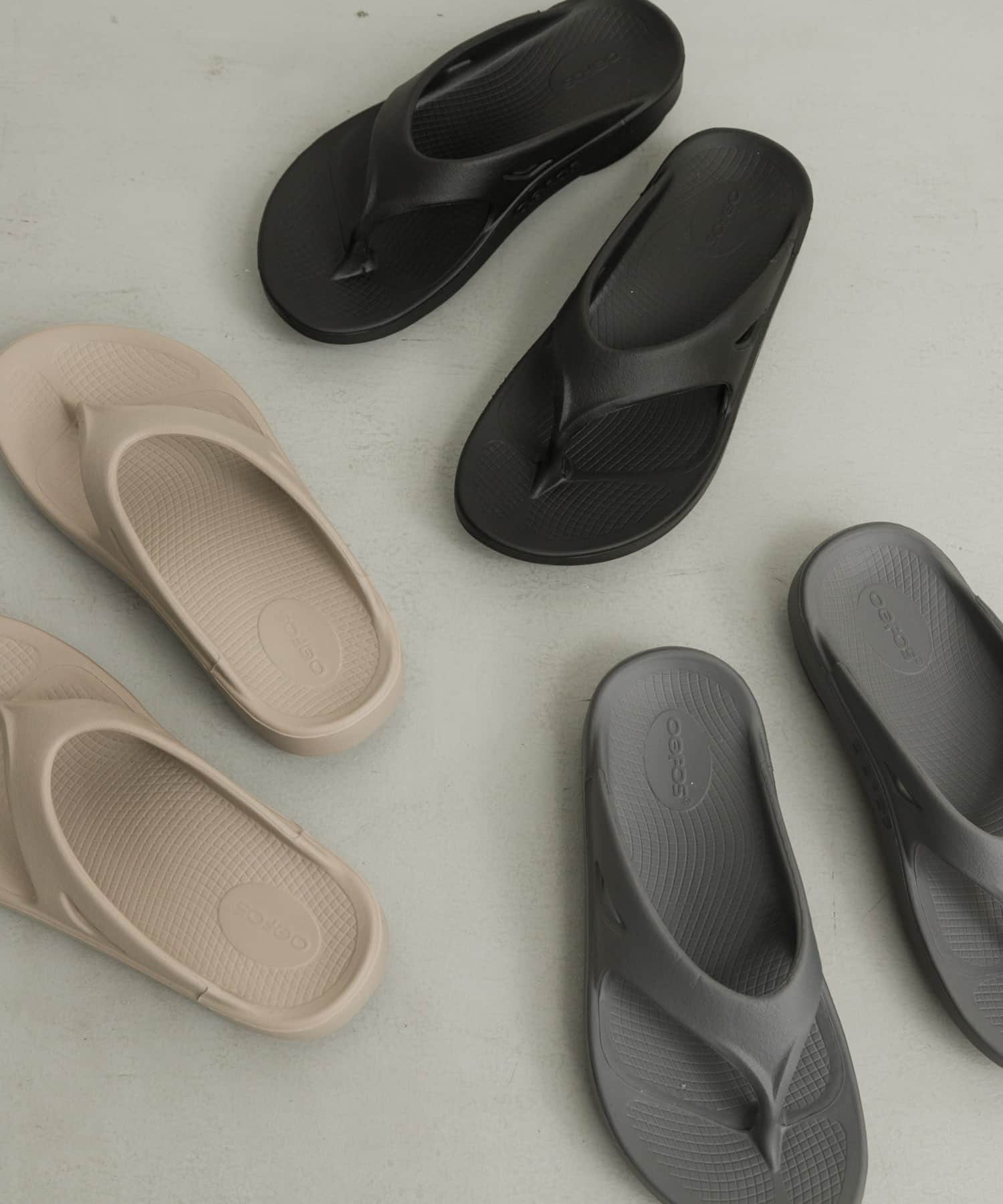 OOFOS　OOriginal Black 5