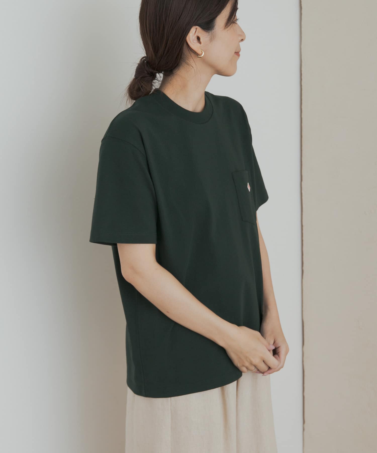 DARK GREEN