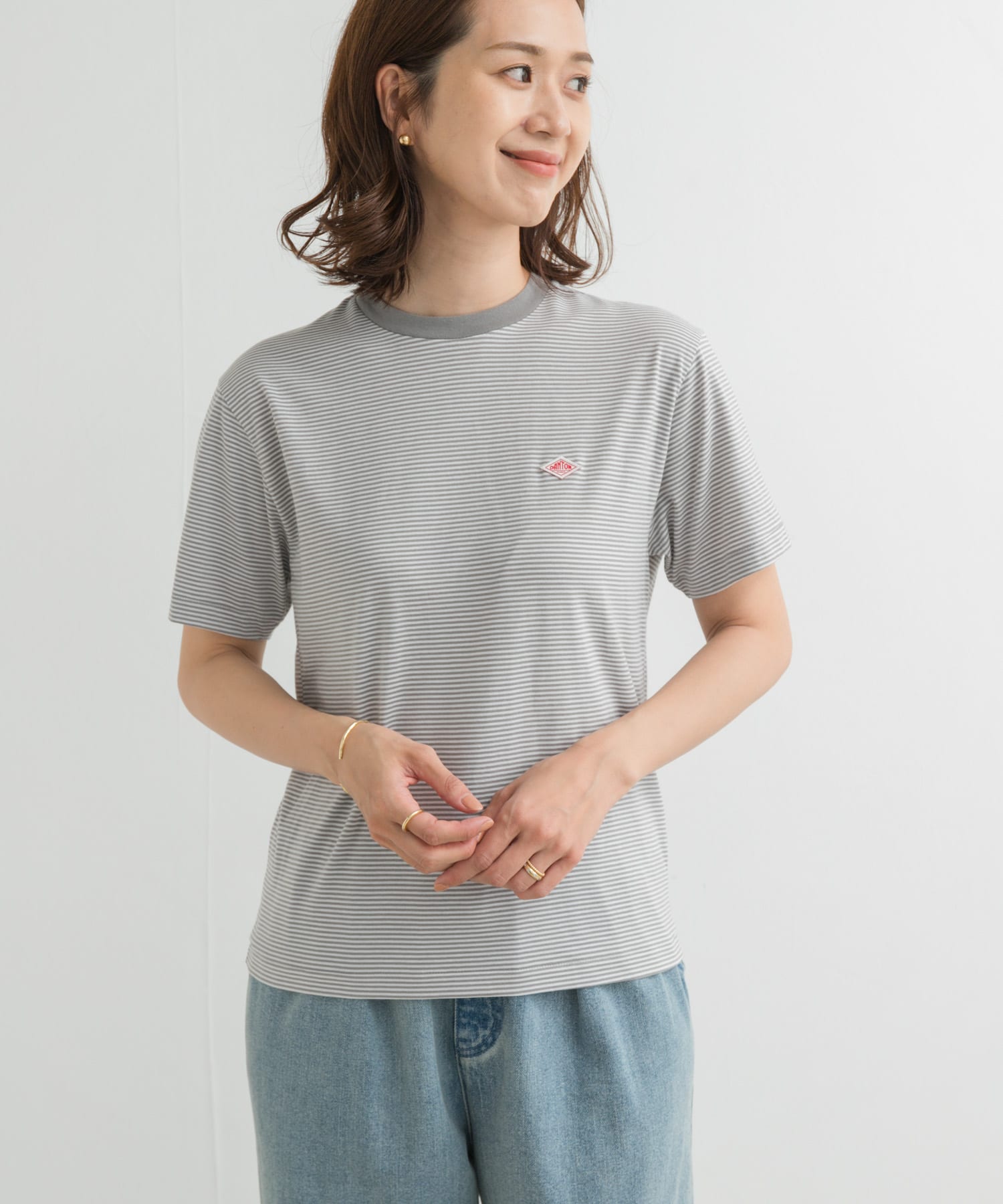 GREYWHITE
