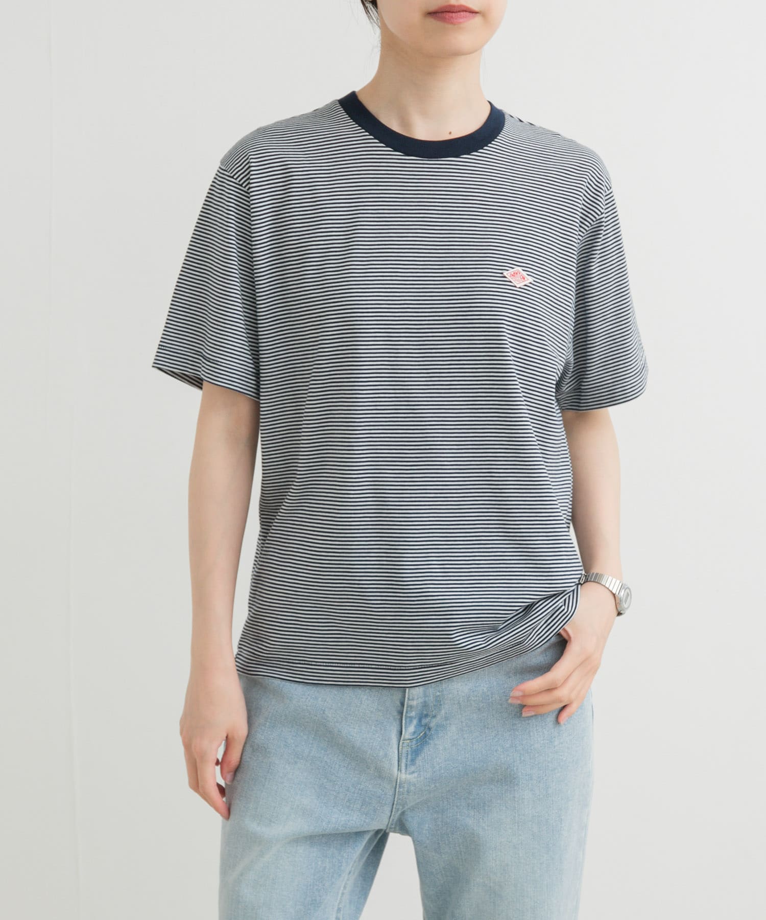 NAVYWHITE