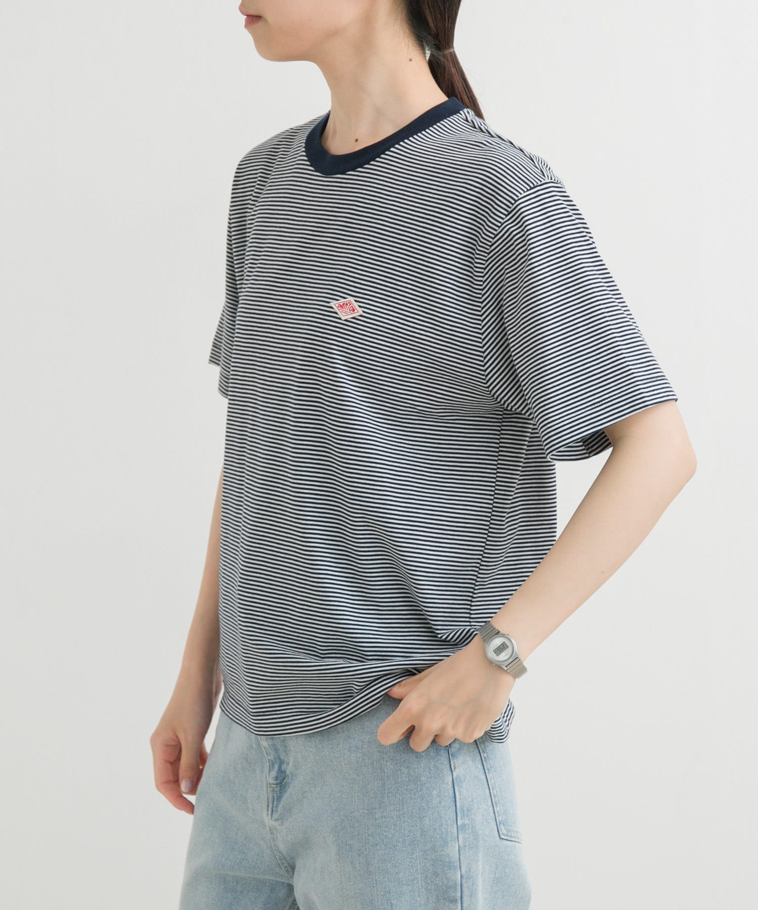 NAVYWHITE