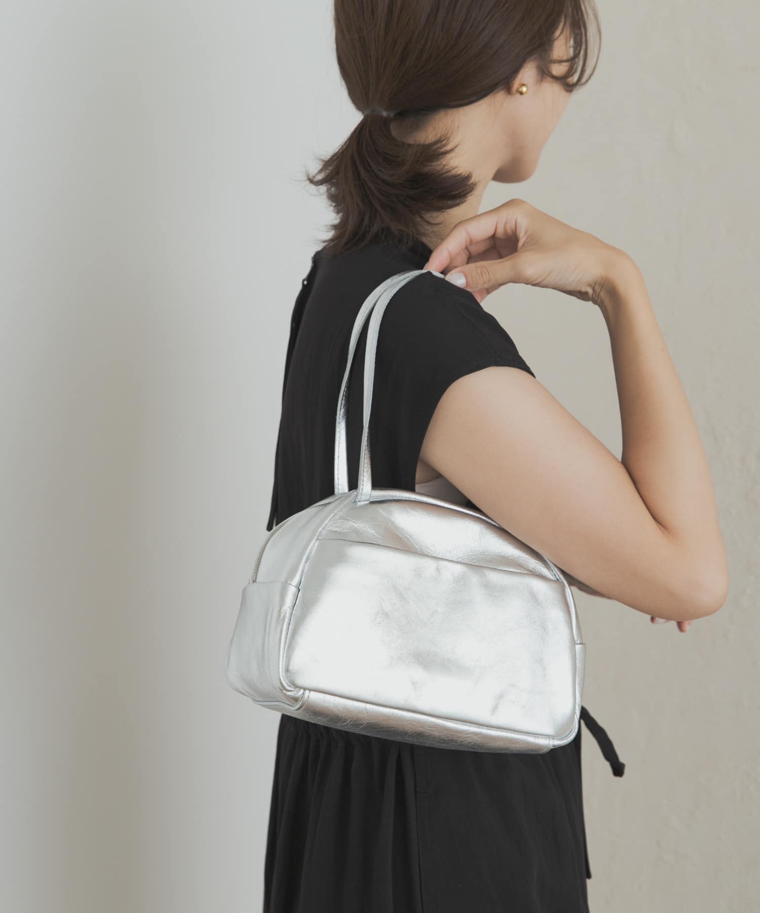 Folna　ホイルレザーボストンバッグ