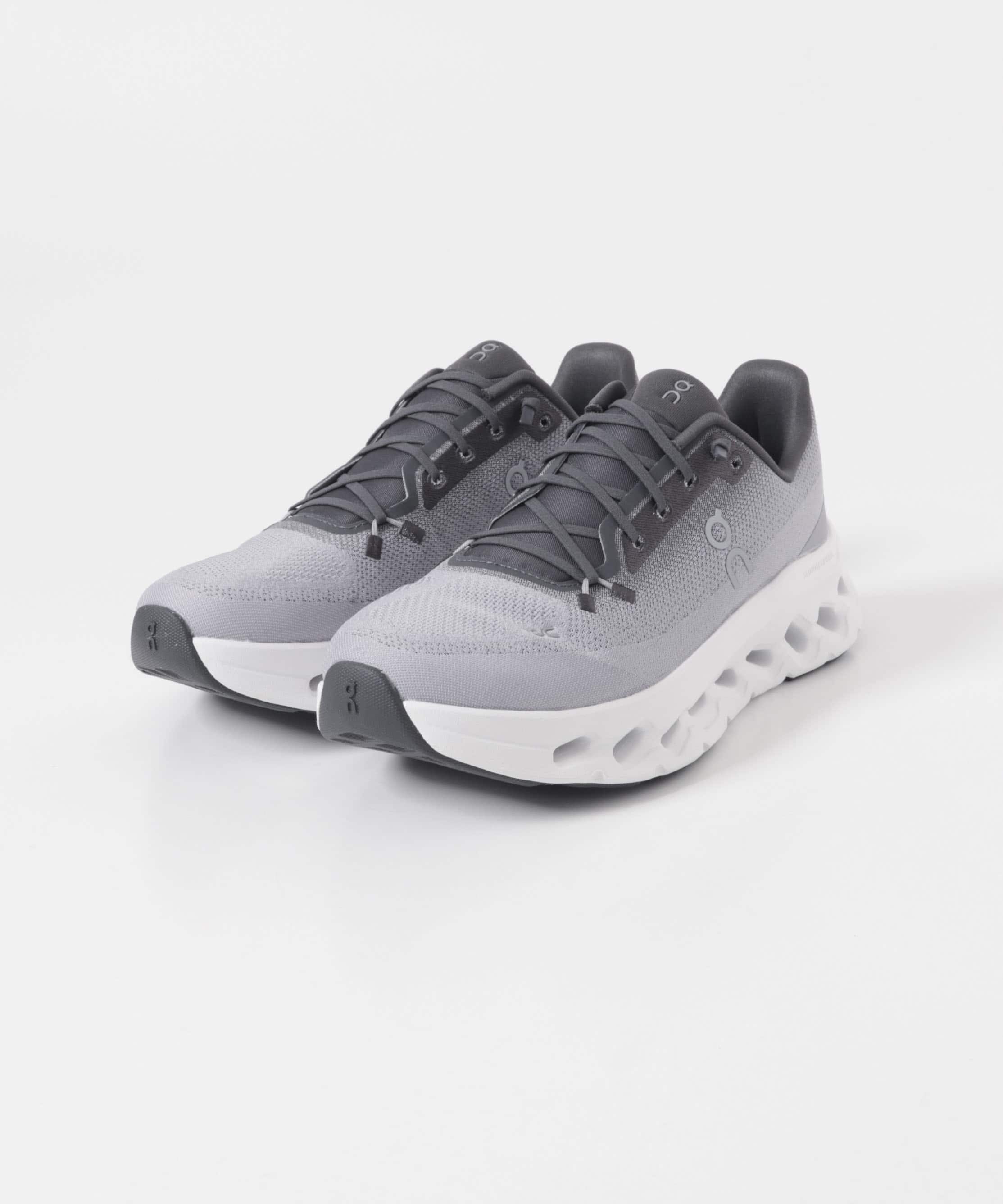 On　Cloudtilt EclipseLil 23.5