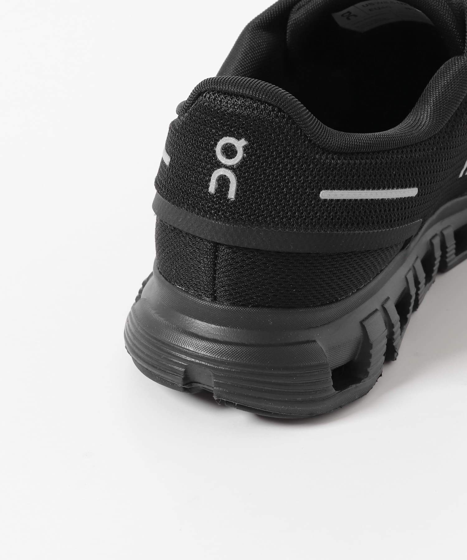 On　Cloud 6 Blk/Blk 23.5