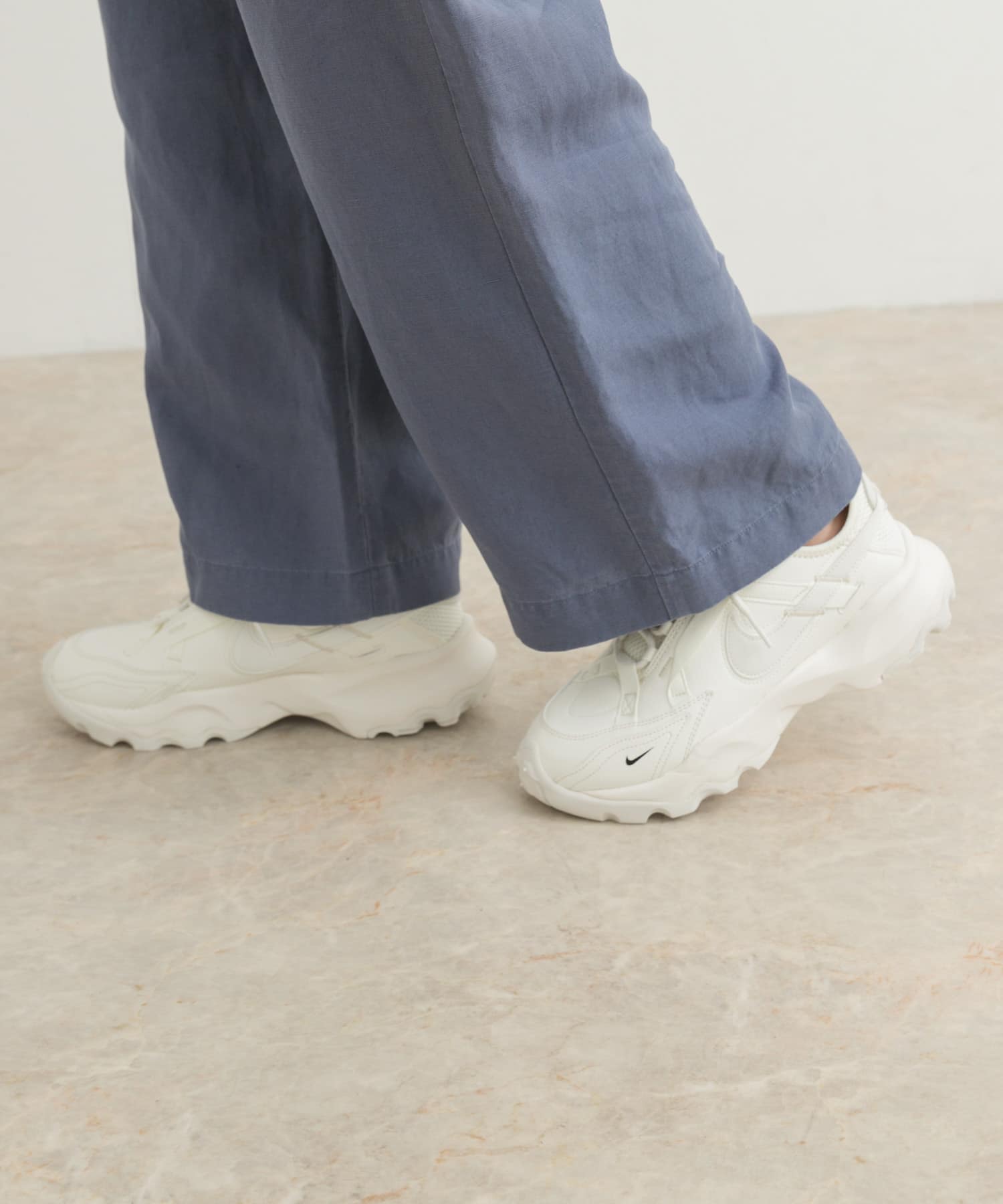 NIKE　TC7900 セイル 23