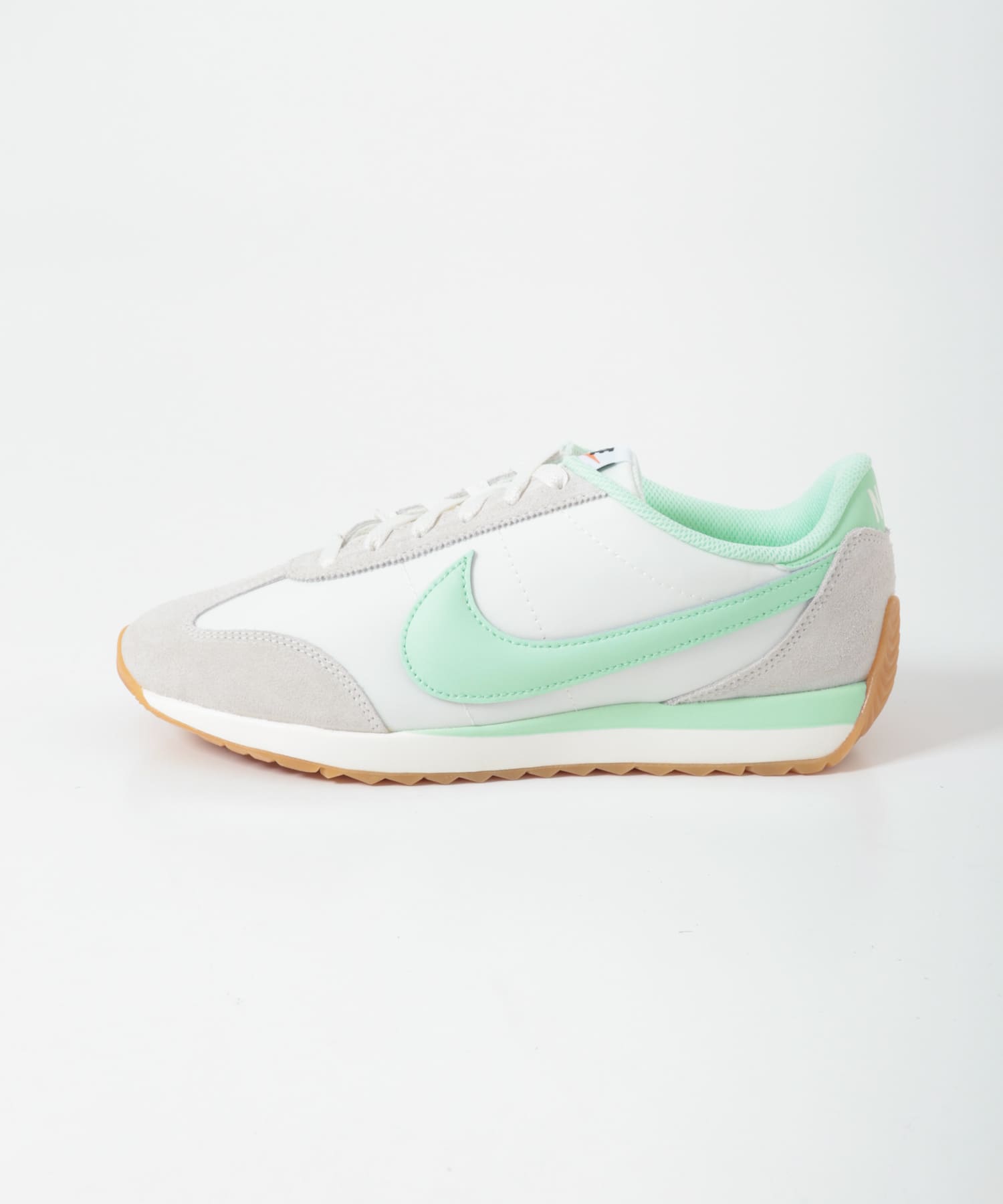 NIKE　パシフィック SAIL/MNT 23.5