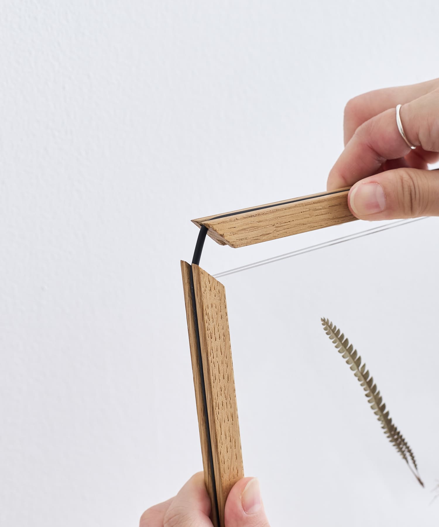 『WEB限定』MOEBE　Frame A4 Wood(オーク) オーク -