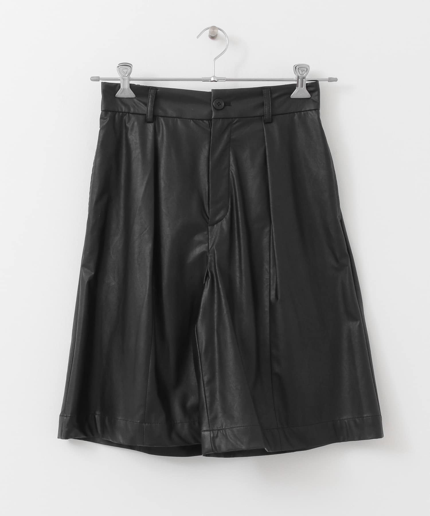 Audrey and John Wad　ECO LEATHER ハーフパンツ blk M