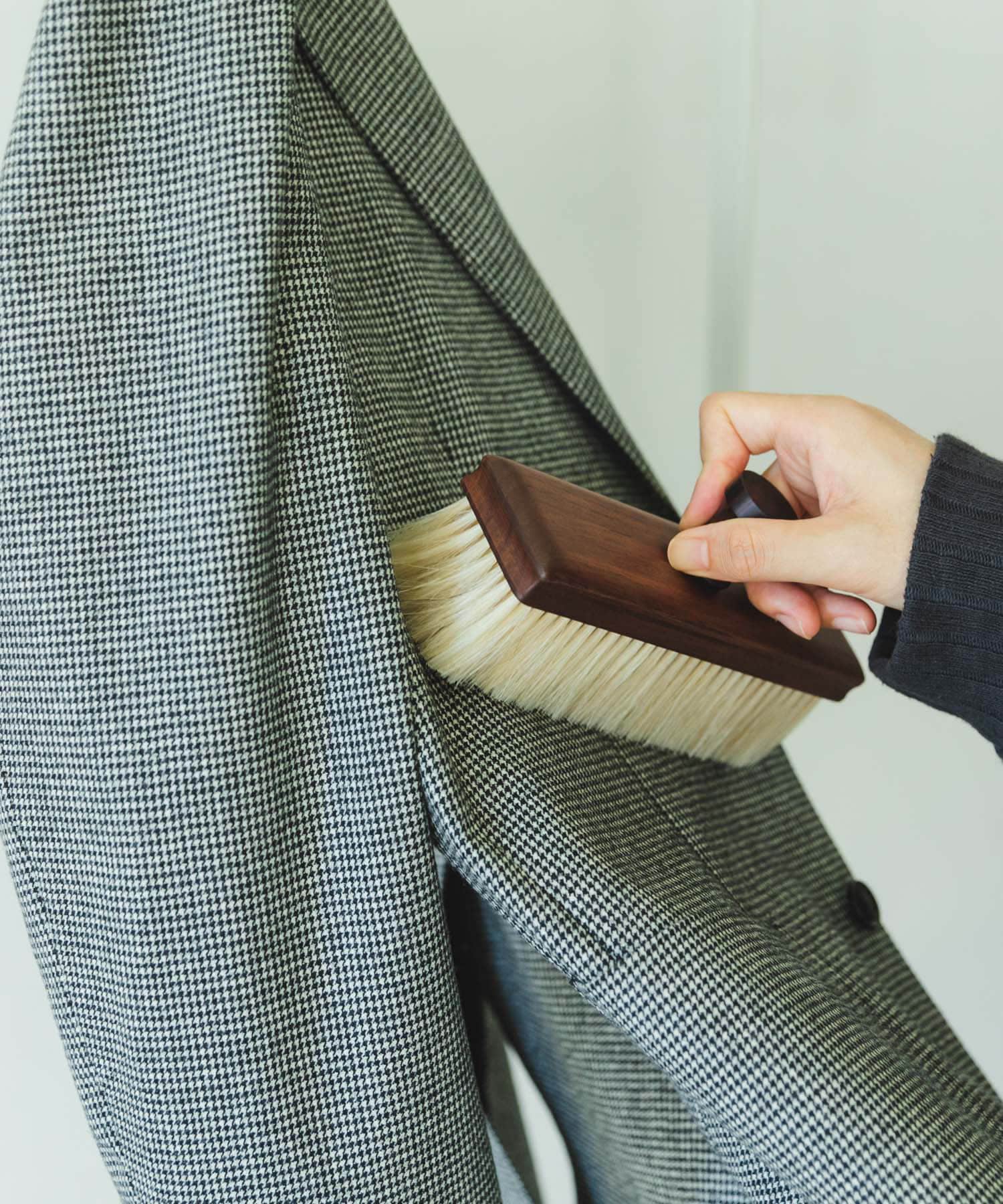 『WEB/一部店舗限定』Shoji Works　四角い馬毛の洋服ブラシ - -
