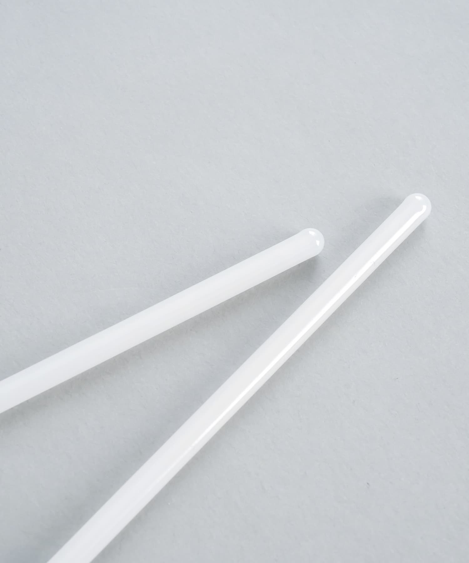 AXCIS　リュッケ マドラー ホワイト ホワイト -