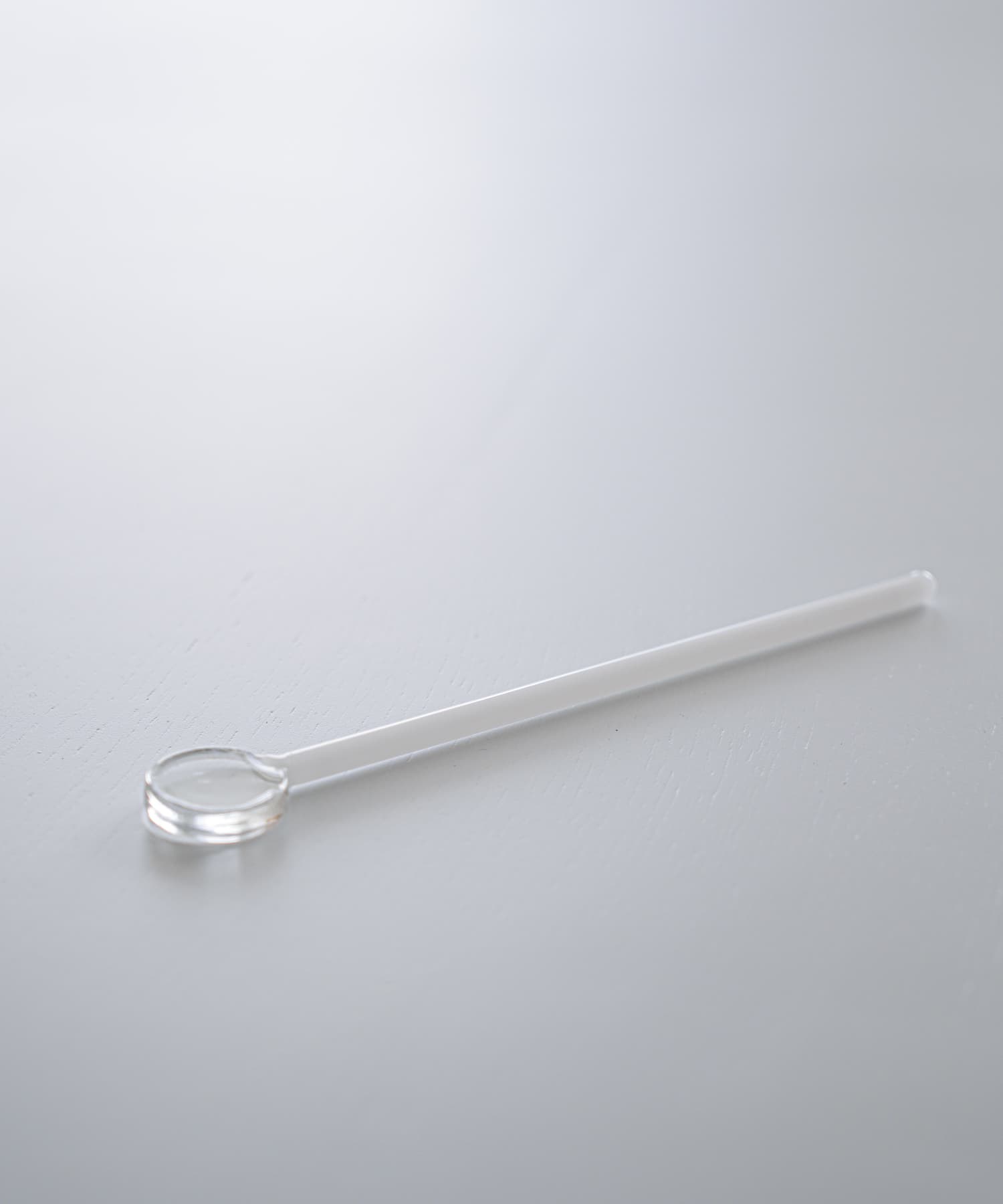 AXCIS　リュッケ マドラー ホワイト ホワイト -