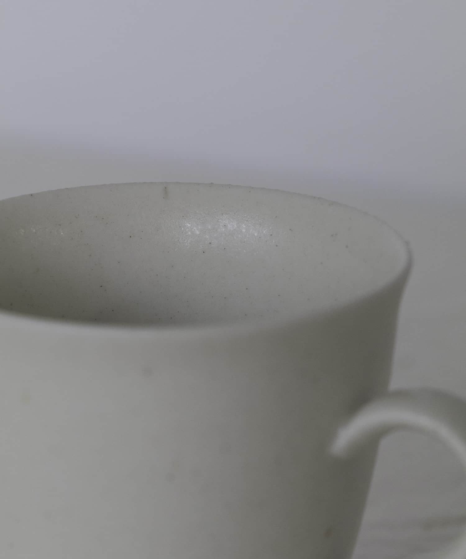 石松信彦　パール釉コーヒーカップ - -