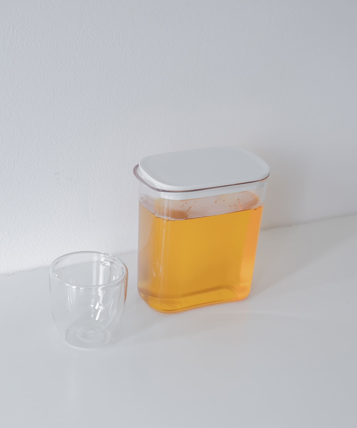 marna　ウォーターピッチャー 1.0L WHITE -