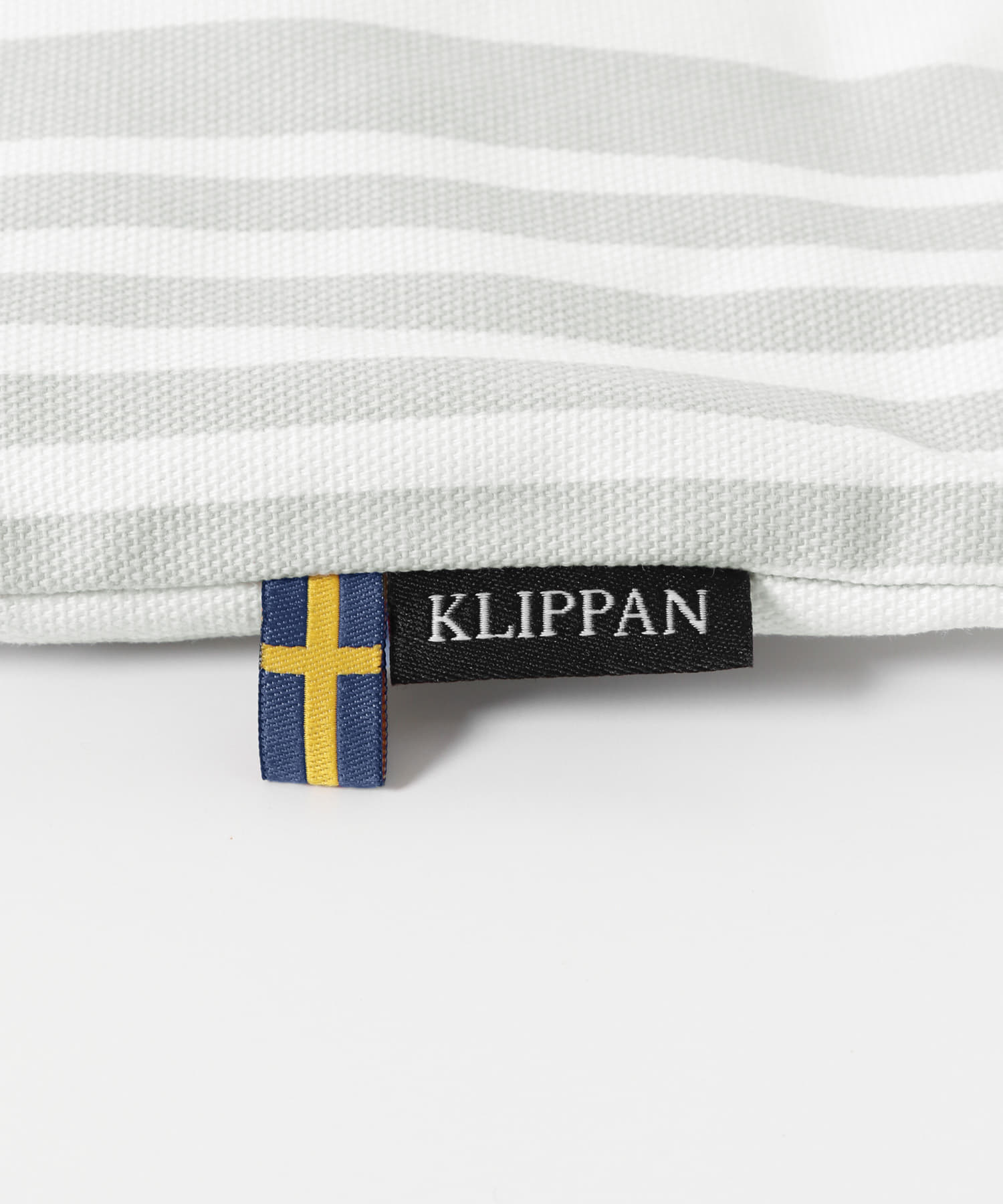 ストライプグレー