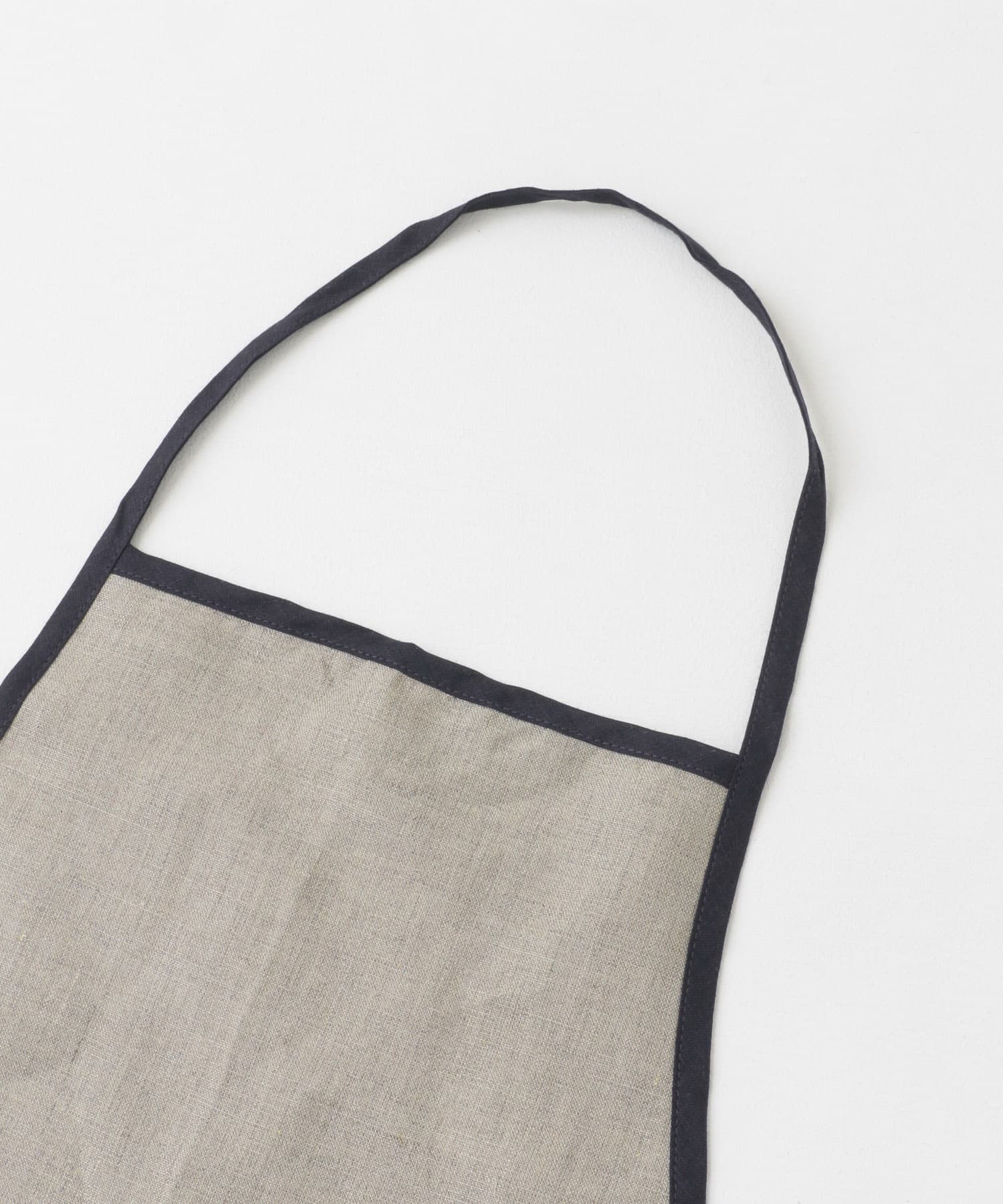 fog linen work　リネンパイピングエプロン ナチュラル -