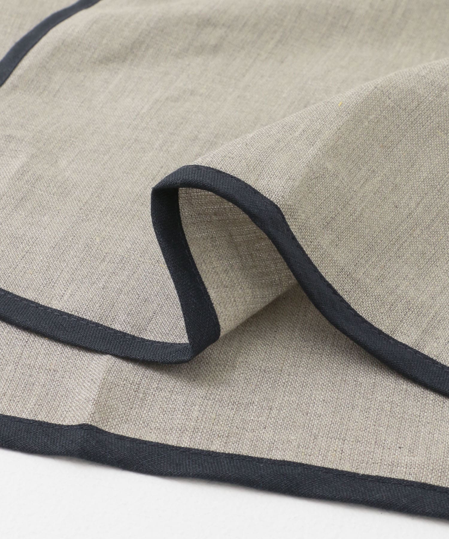fog linen work　リネンパイピングエプロン ナチュラル -