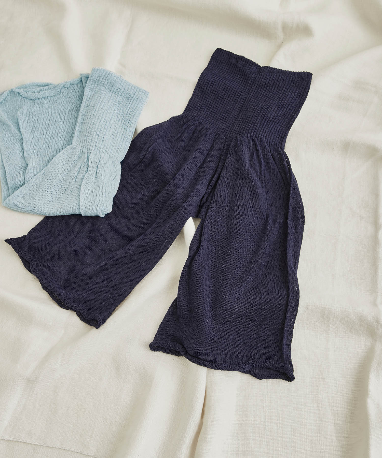 『WEB限定』meri ja kuu　4分丈インナーパンツシルク navy -