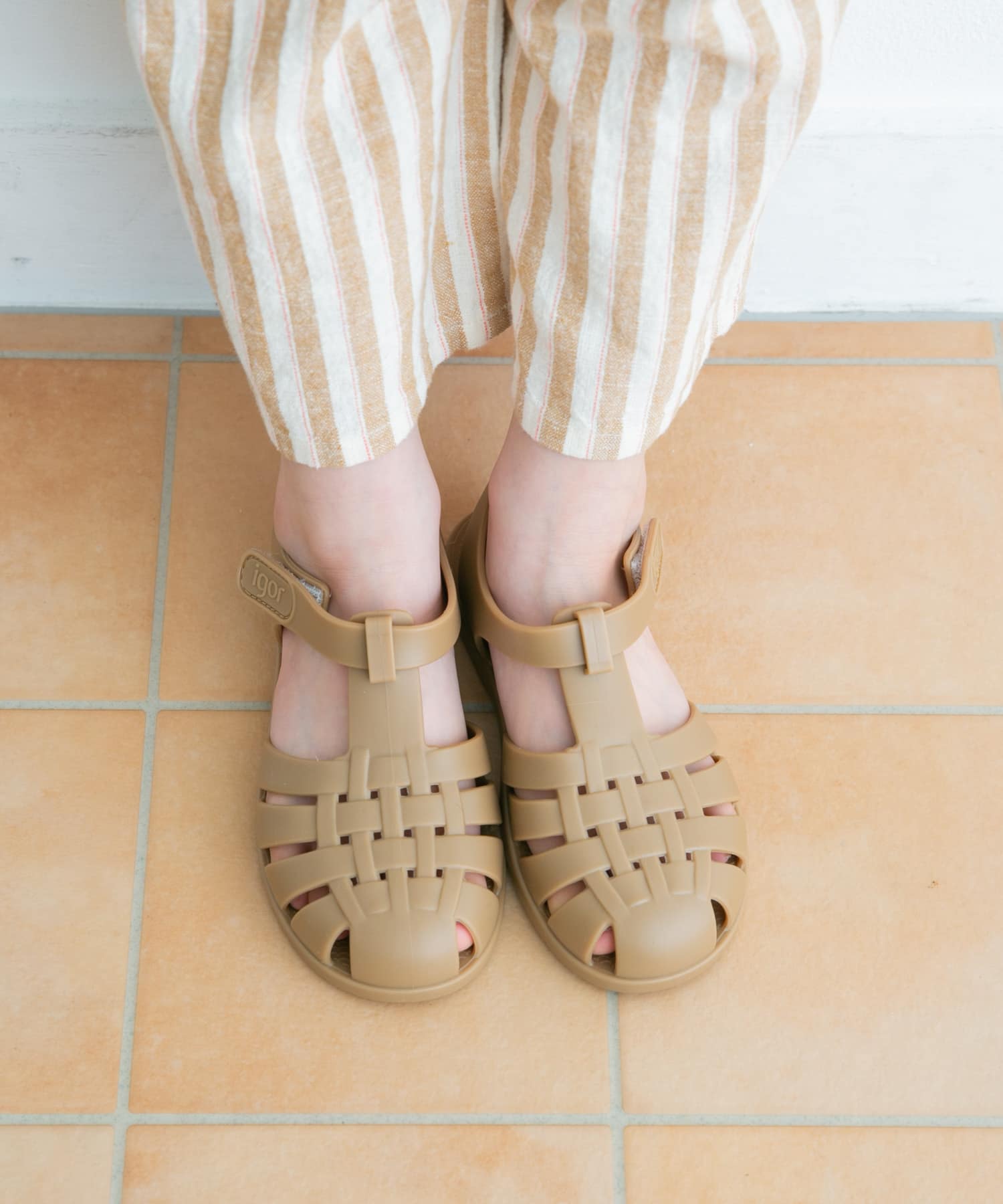 igor　CLASICA V(KIDS) TAUPE 15