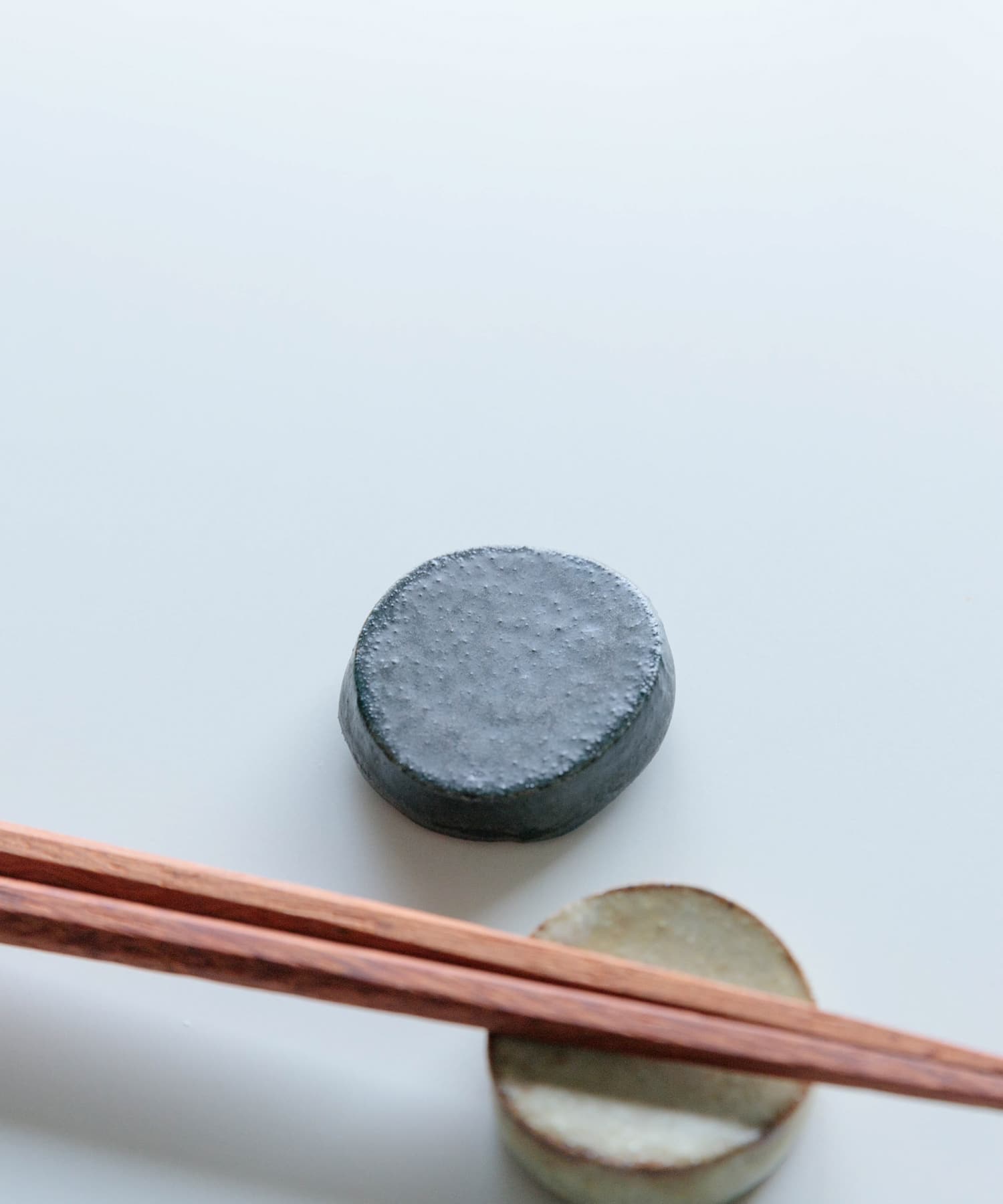 佐藤敬　箸置き(丸) S ブルー S