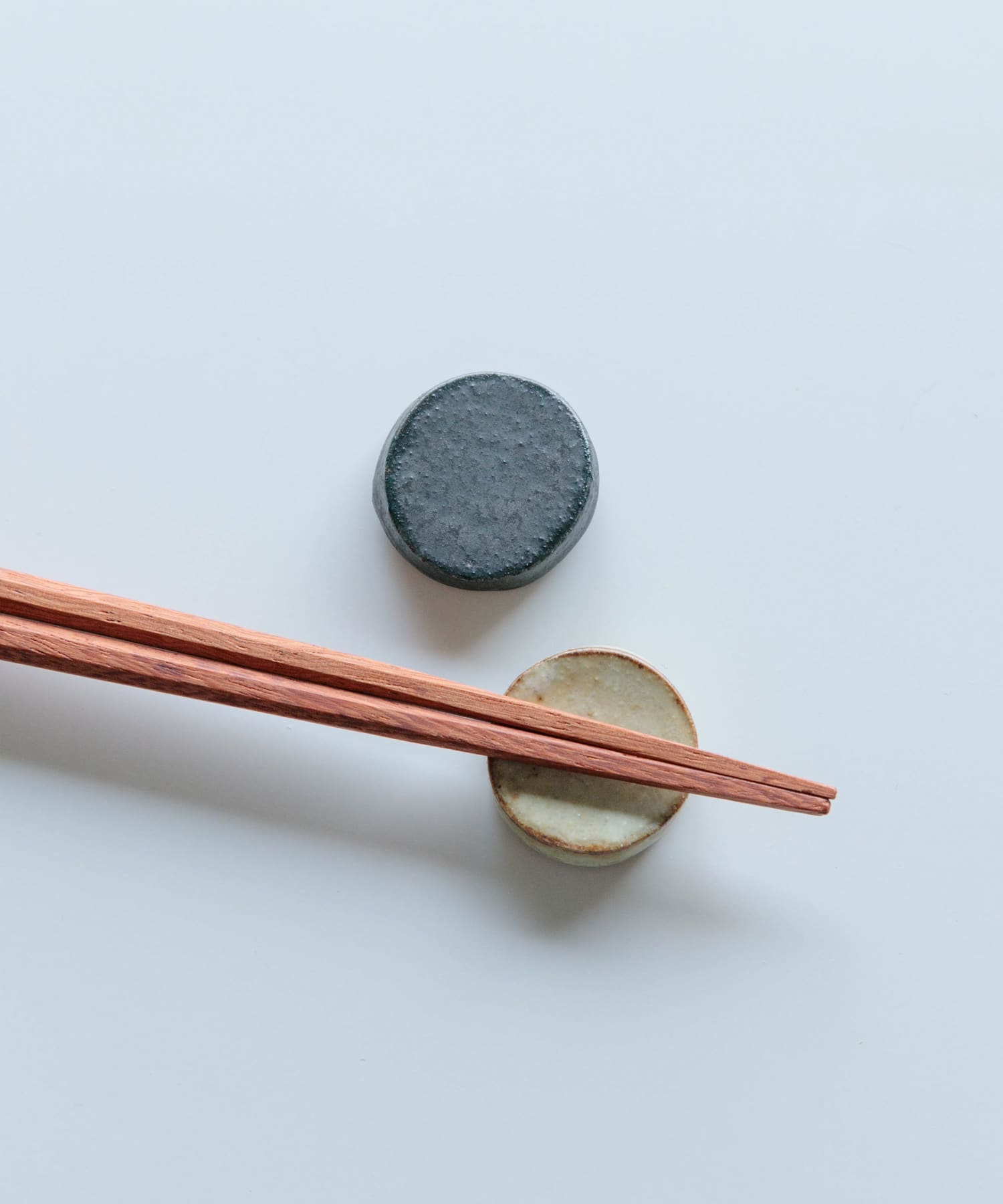 佐藤敬　箸置き(丸) S ブルー S