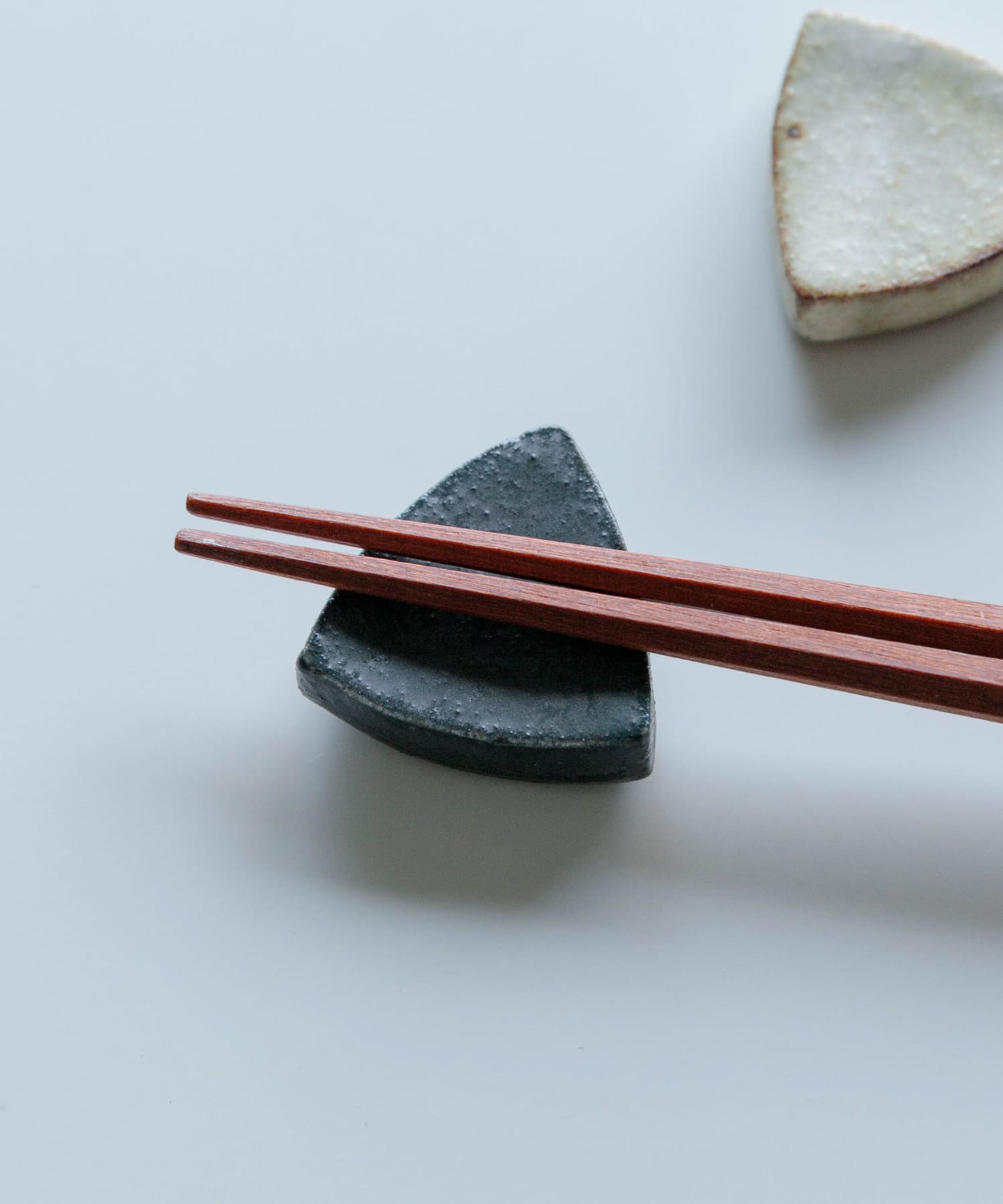 佐藤敬　箸置き(三角) S ブルー S