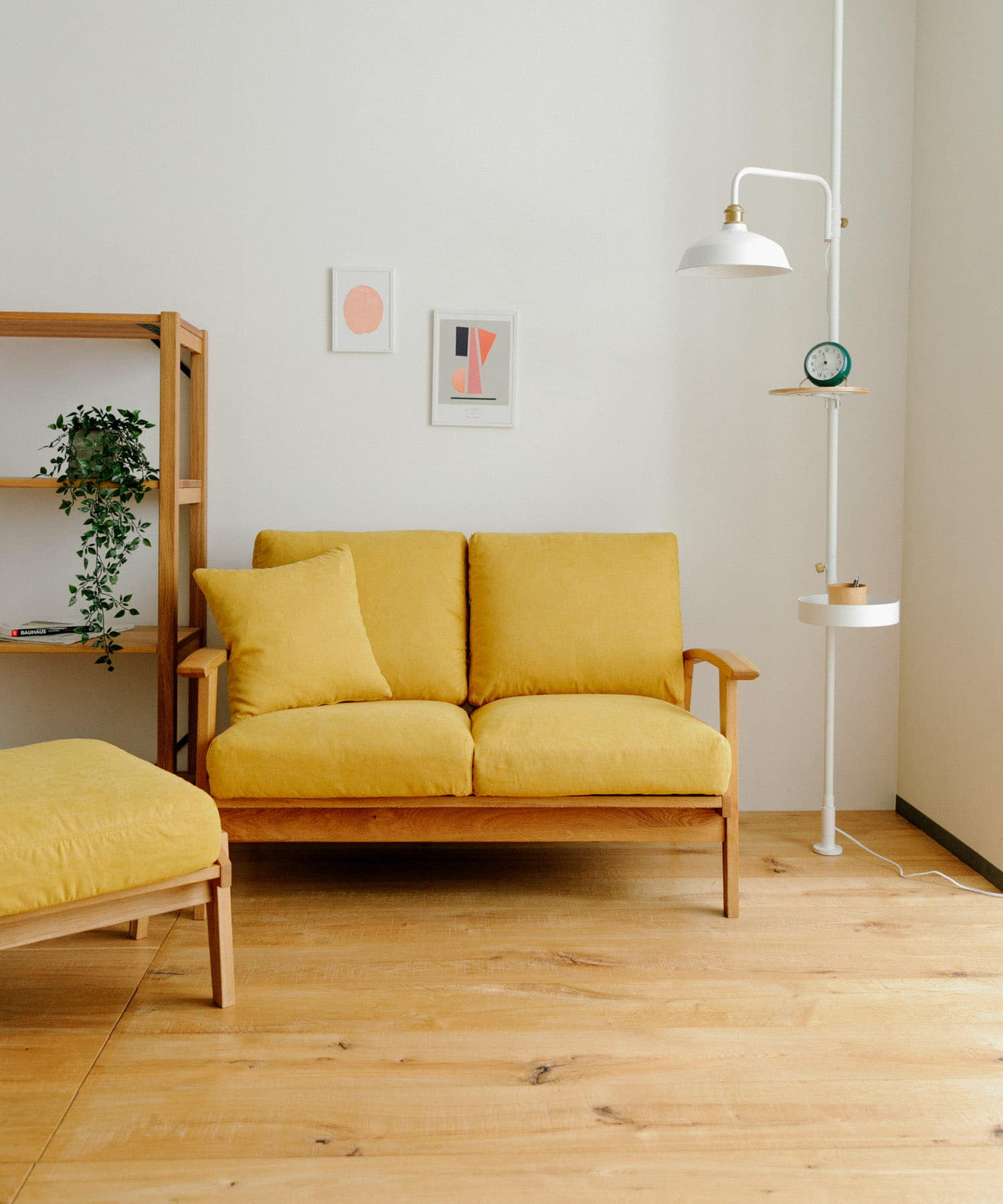 BOTHY　Chiffon Ottoman オーク無垢材 イエロー one