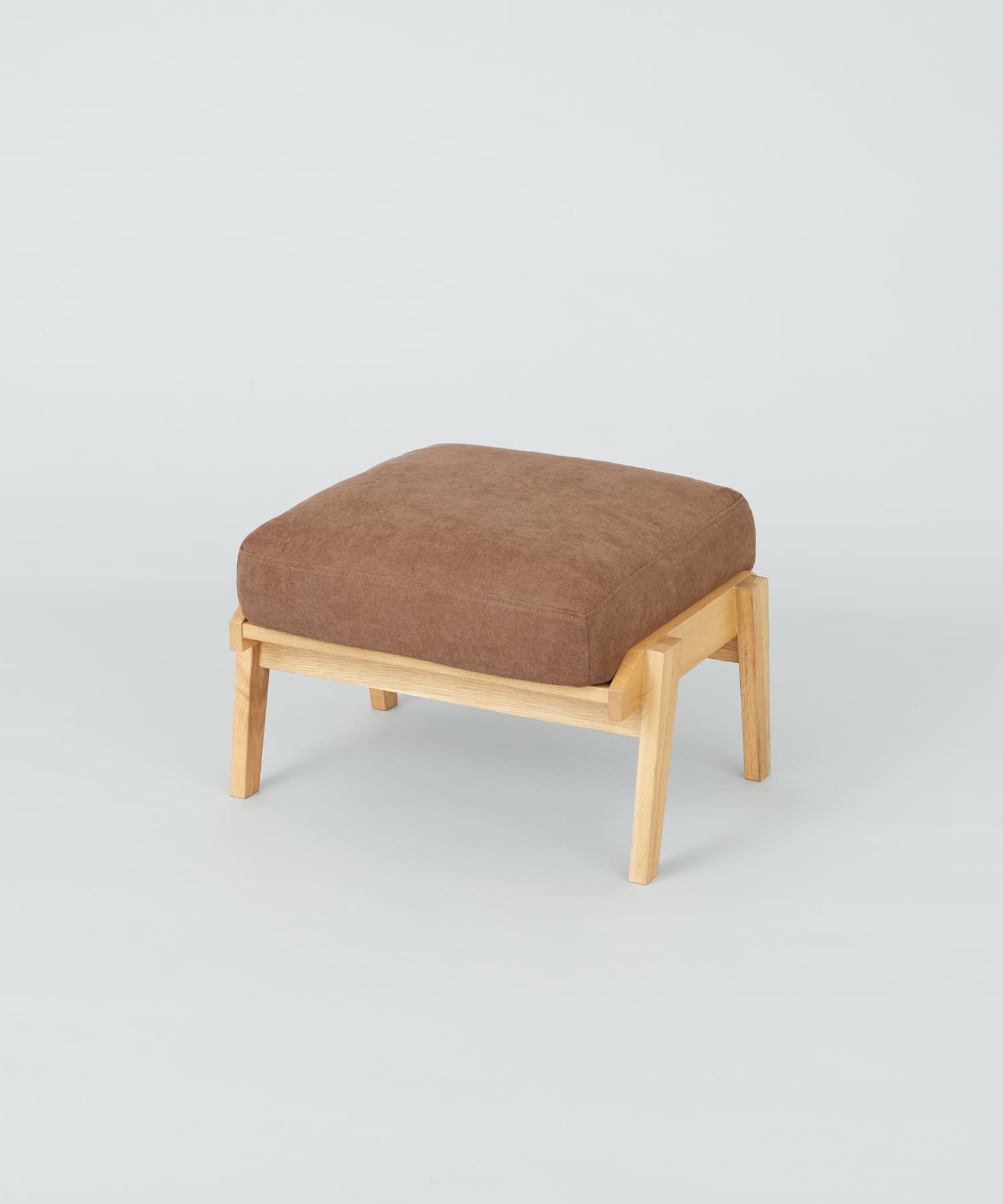 【piena】アーバンリサーチ オットマン BOTHY Chiffon Ottoman オーク無垢材(one ブラウン): インテリア