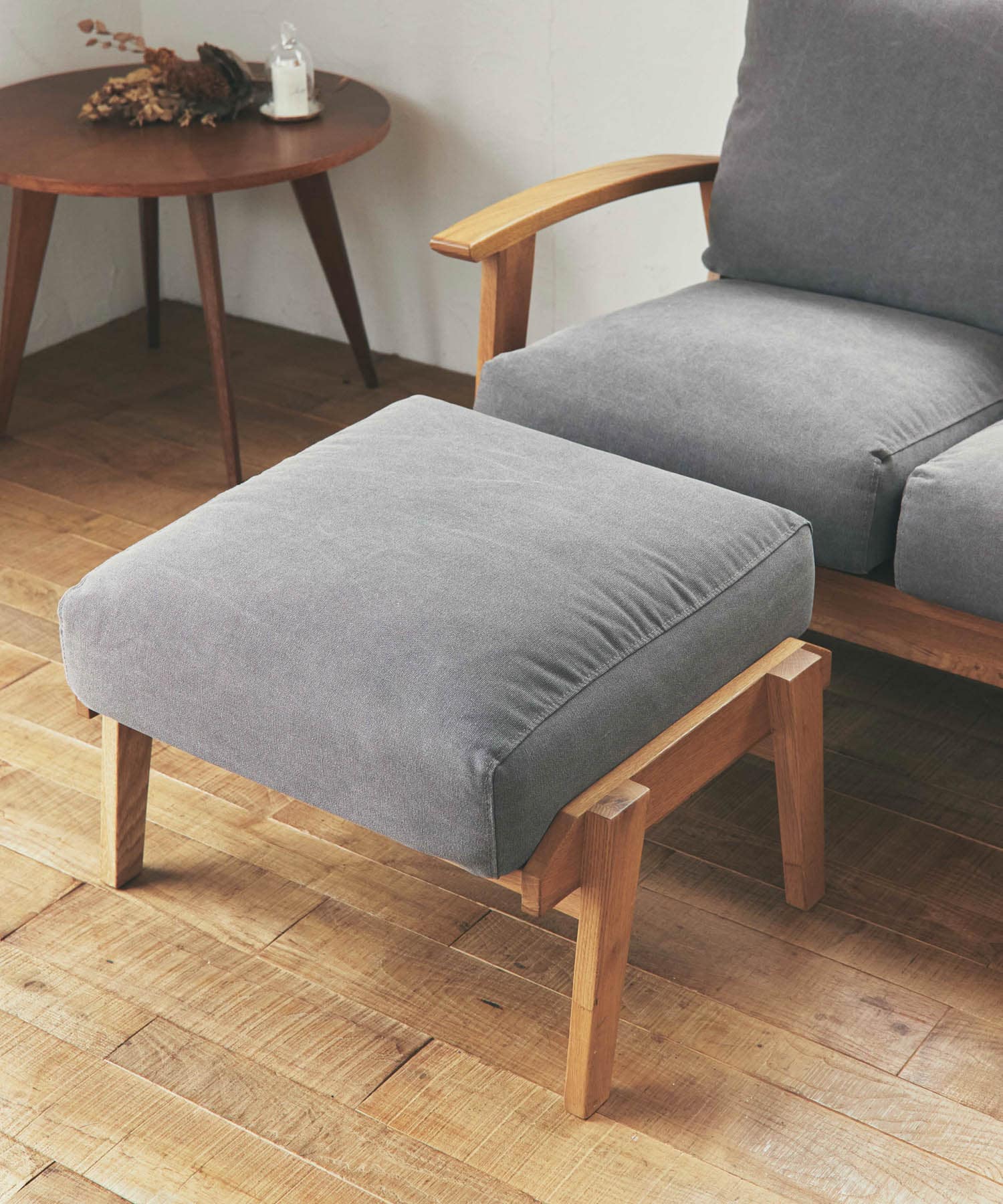 BOTHY Canvas Ottoman オーク無垢材 Grey one