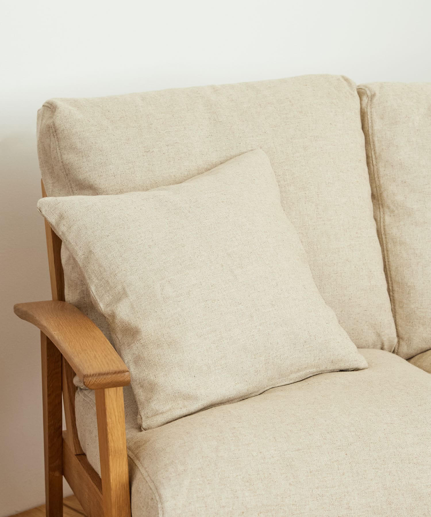 BOTHY　LINEN Sofa 3P オーク無垢材 BEIGE one