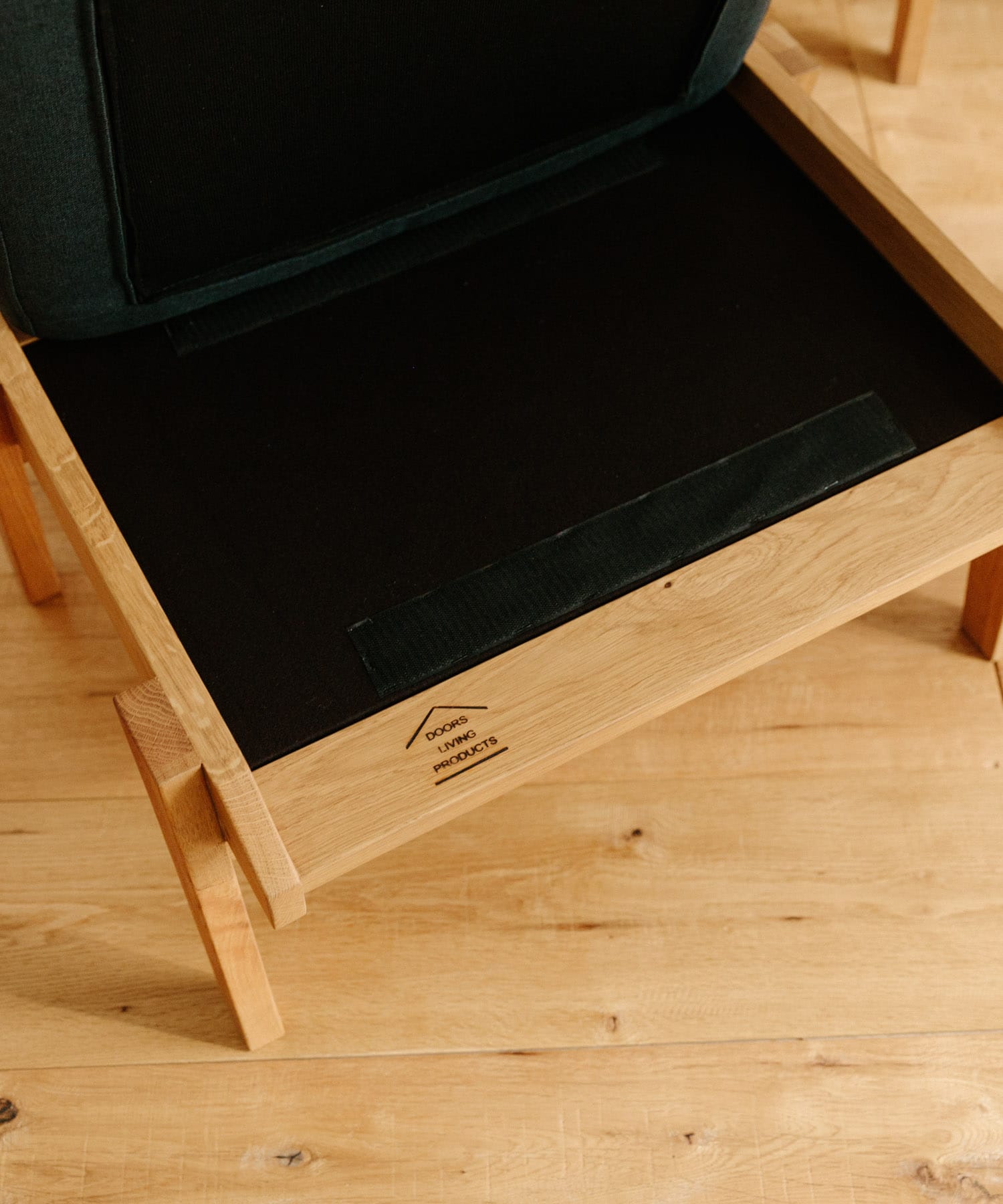 BOTHY Modern Ottoman オーク無垢材 ブルーグリーン one